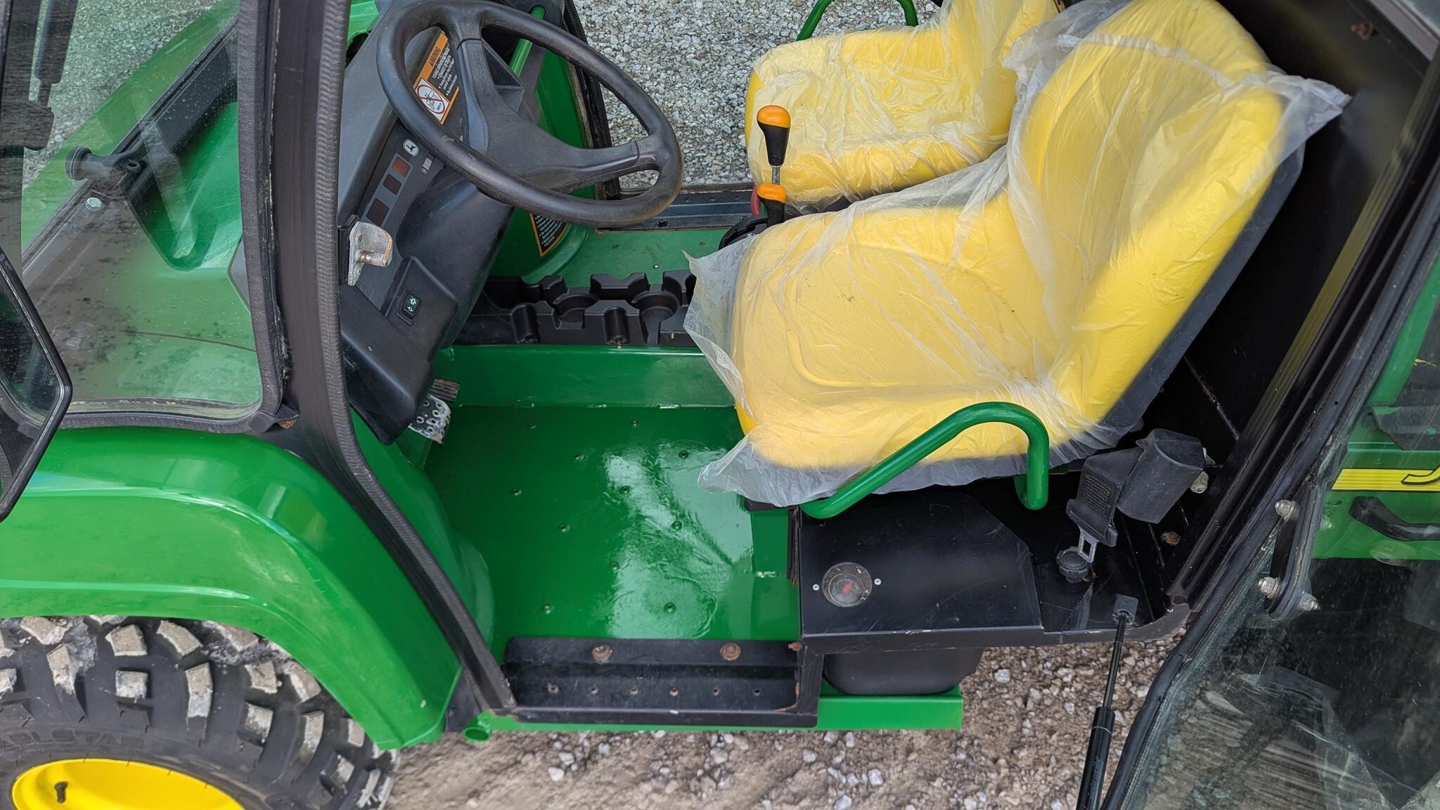2004 John Deere Gator HPX ATVs and Utility Vehicle