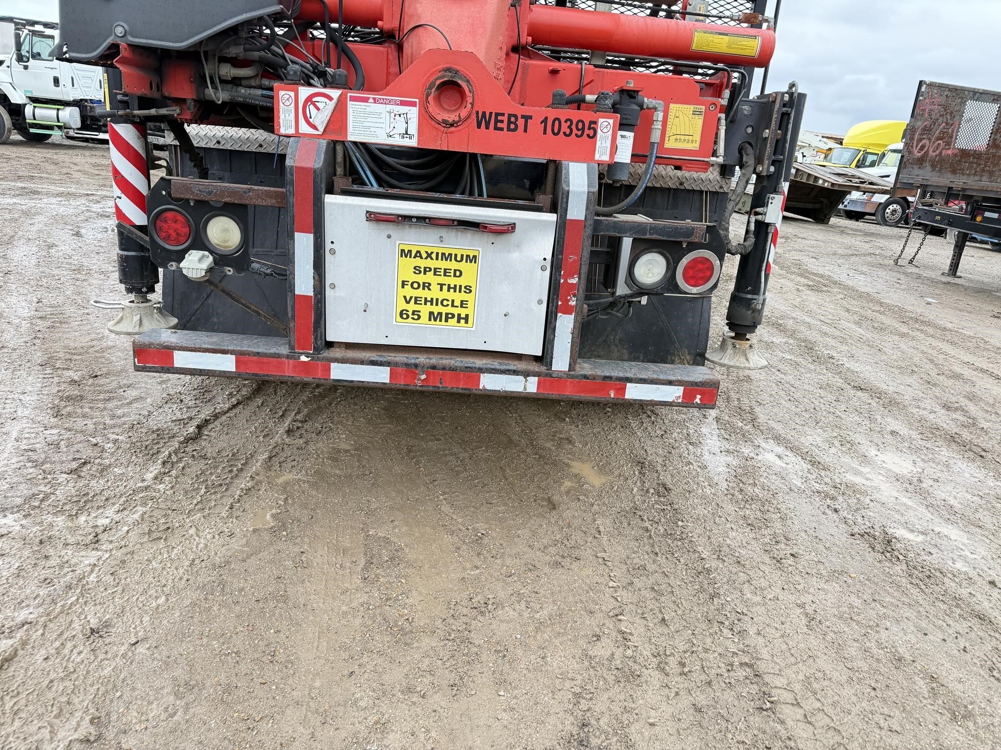 2017 FASSI F200BS.23 Crane