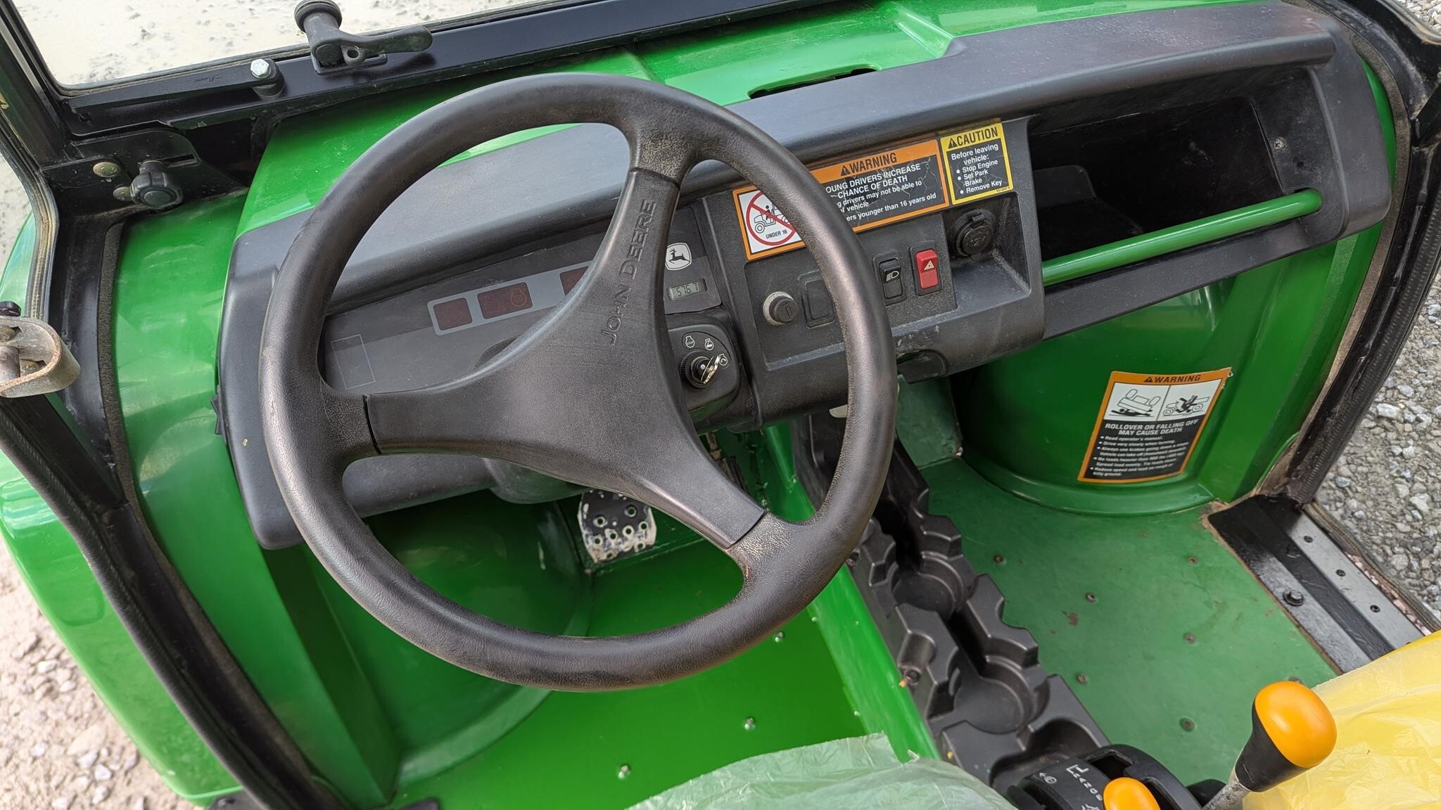 2004 John Deere Gator HPX ATVs and Utility Vehicle