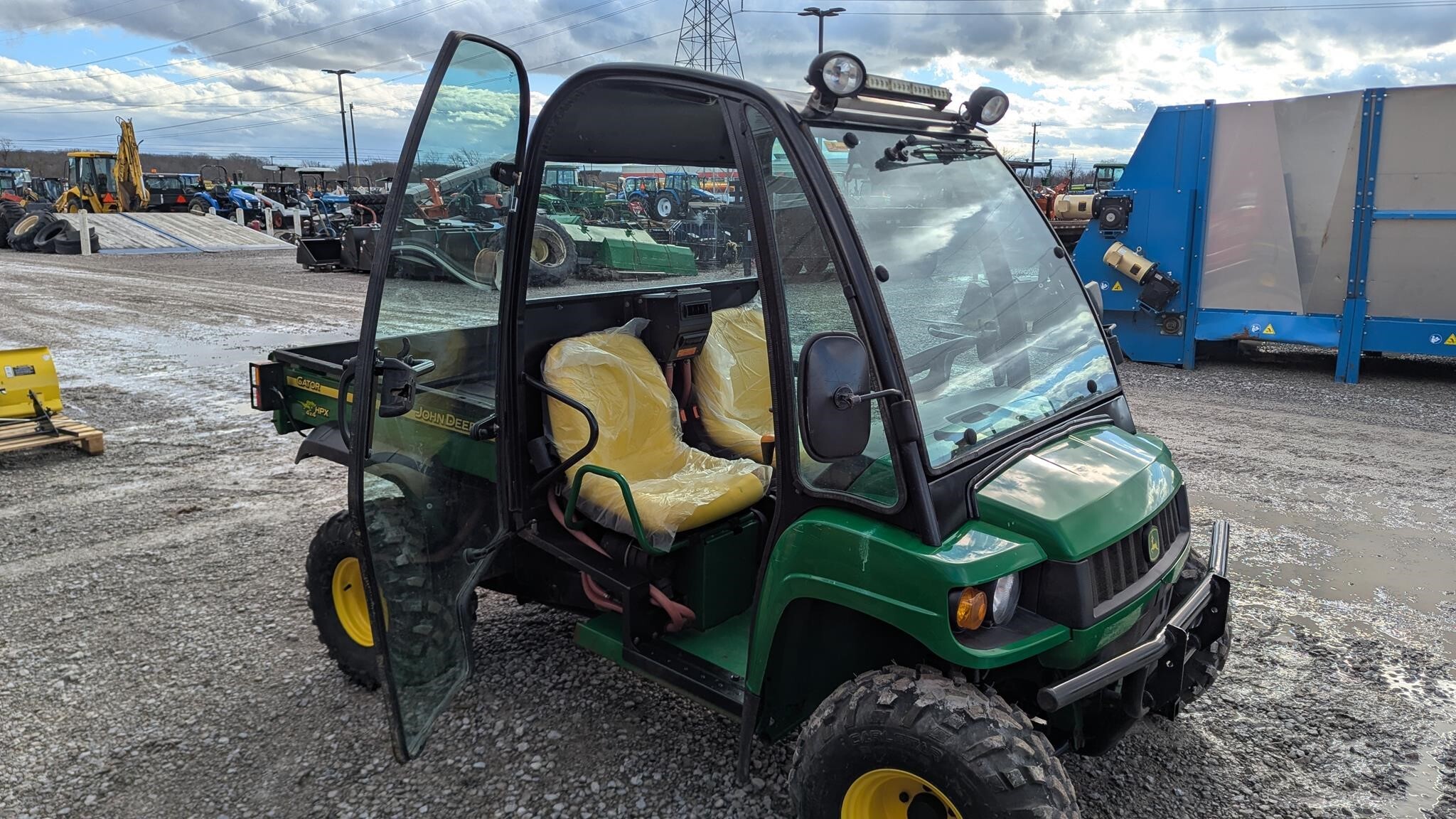 2004 John Deere Gator HPX ATVs and Utility Vehicle