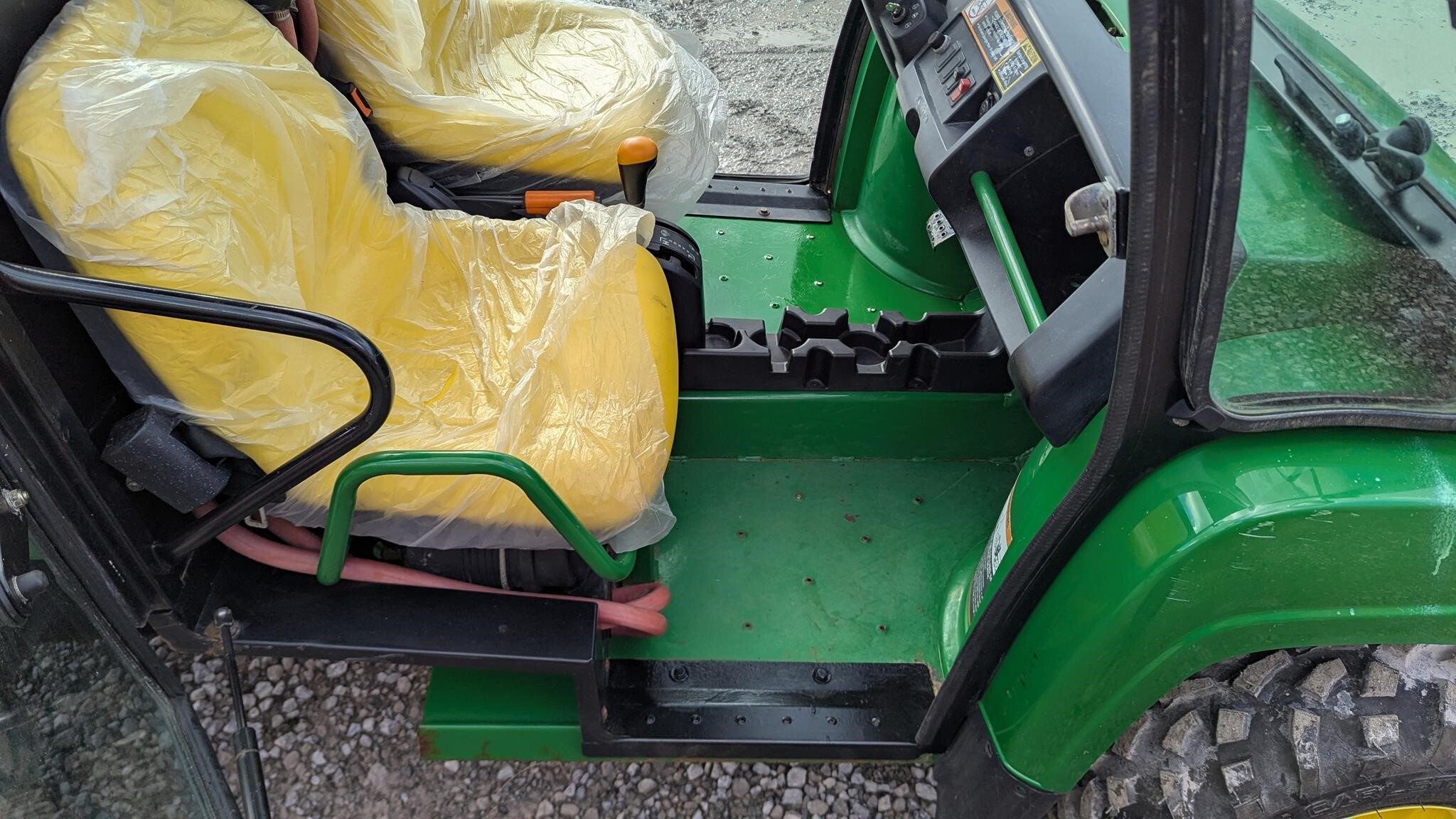 2004 John Deere Gator HPX ATVs and Utility Vehicle