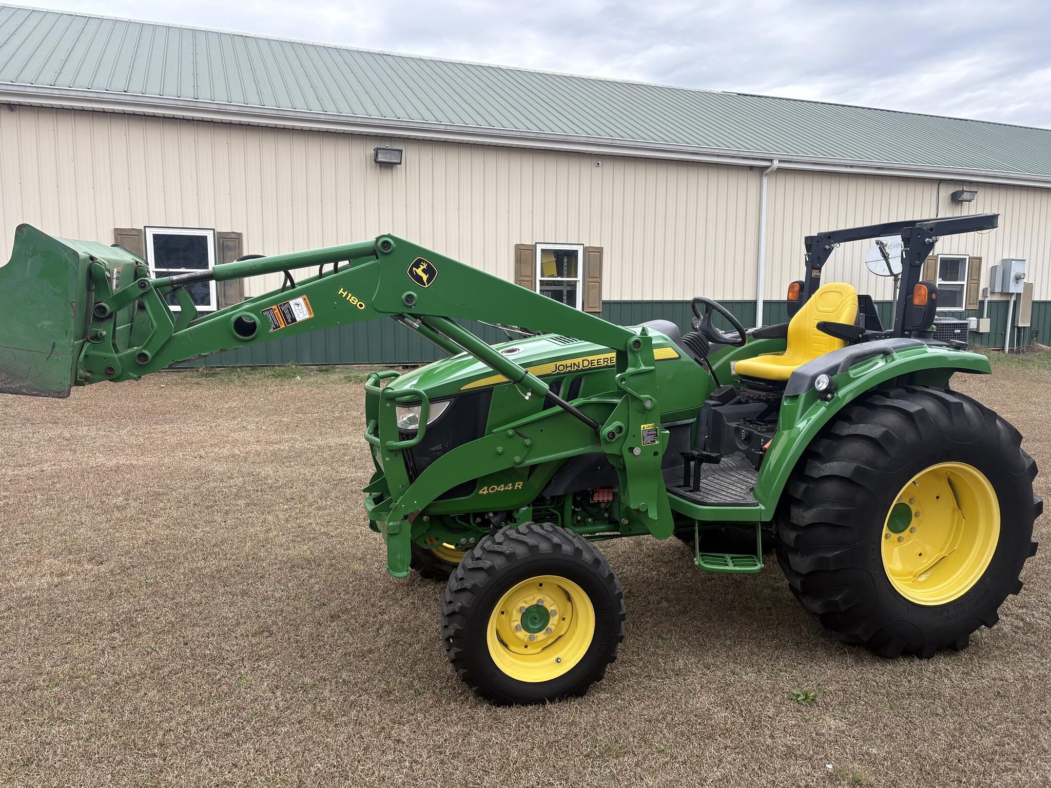 2016 John Deere 4044R Tractor