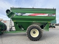 2021 J&M 875-18 Grain Cart