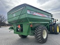 2021 J&M 875-18 Grain Cart