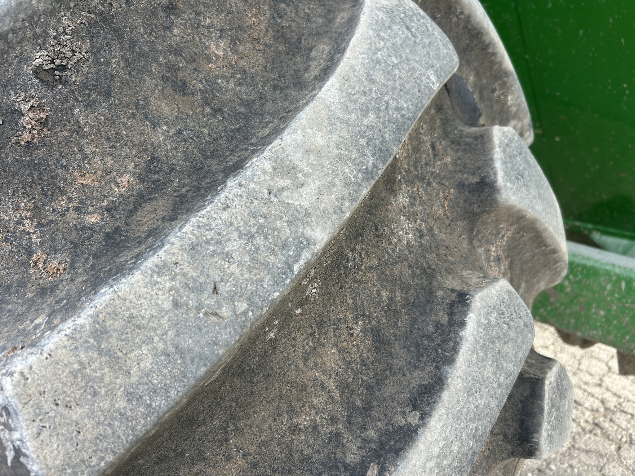2021 J&M 875-18 Grain Cart