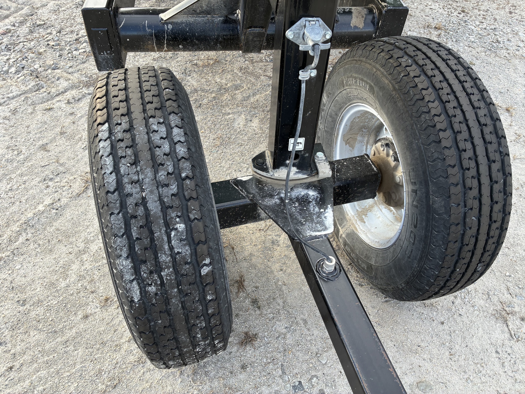 2019 Duo Lift DL37 Header Trailer