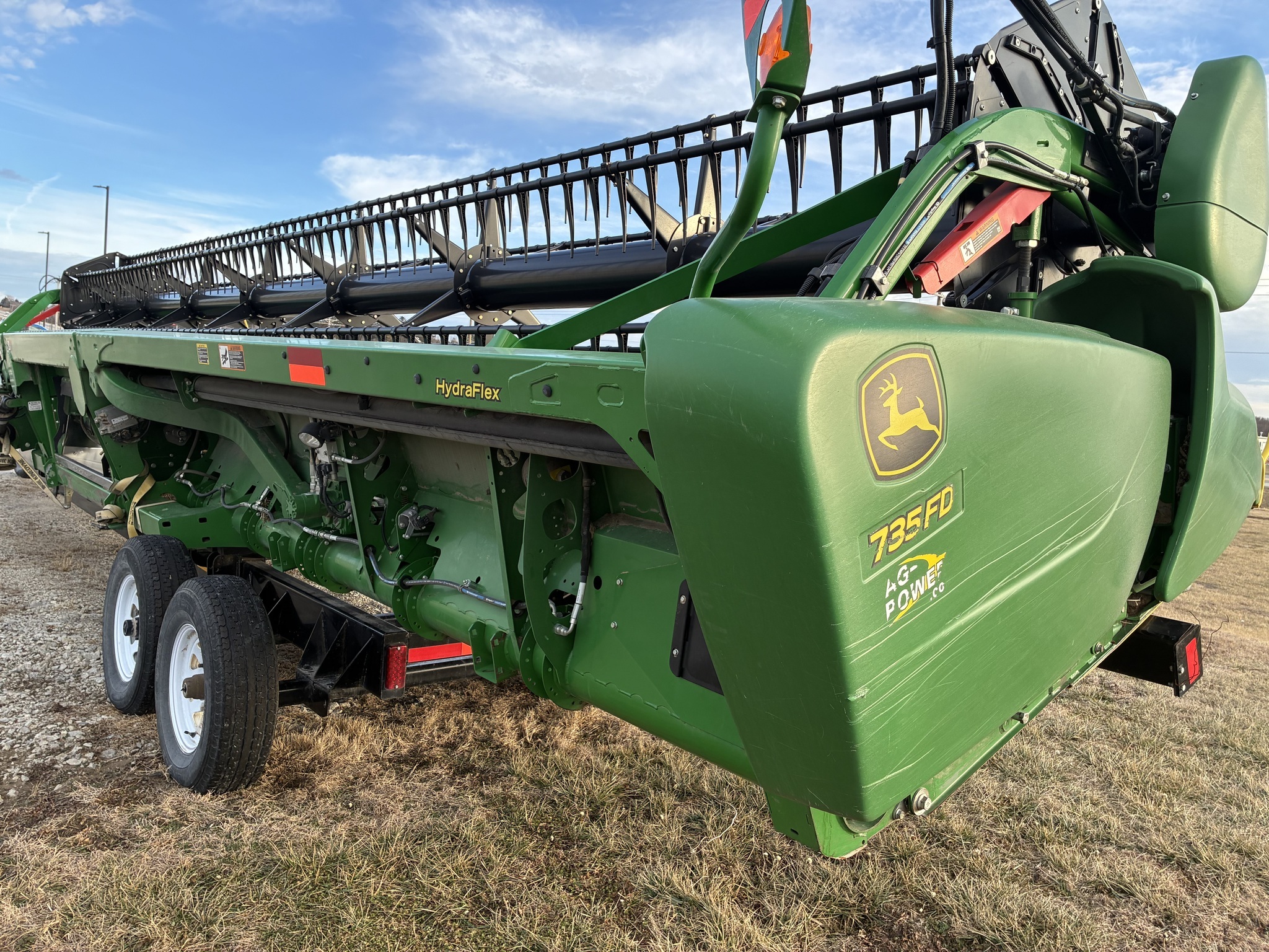 2019 John Deere 735FD Platform