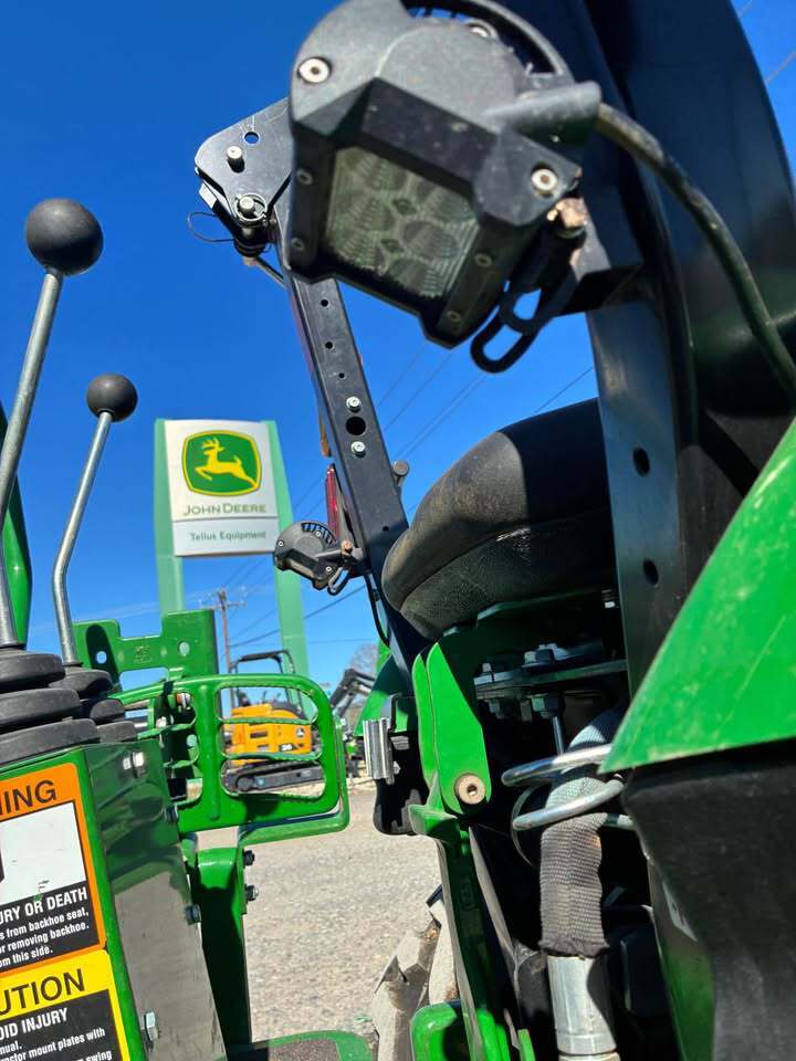 2023 John Deere 2025R Tractor