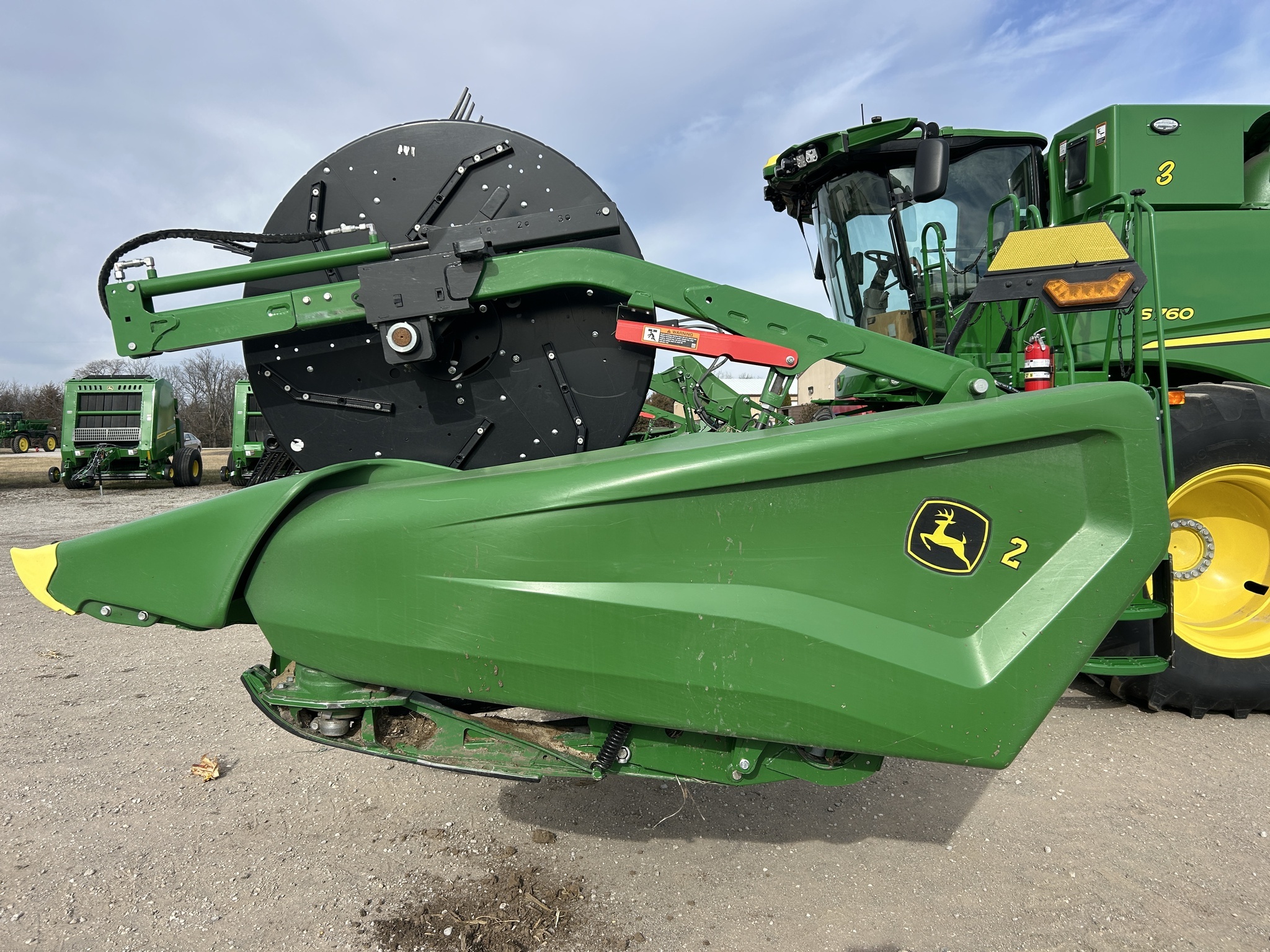 2024 John Deere HD35F Platform