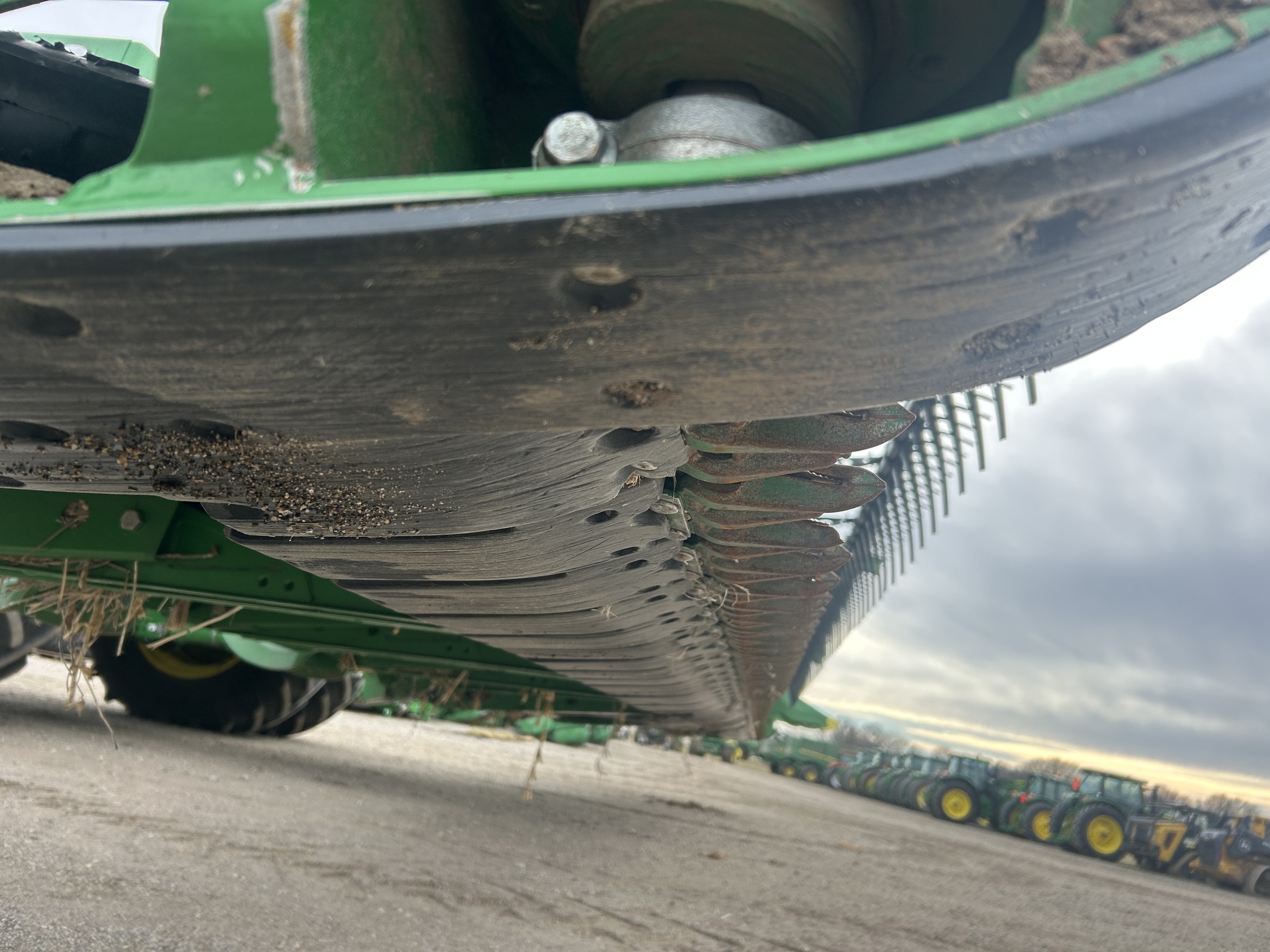 2024 John Deere HD35F Platform