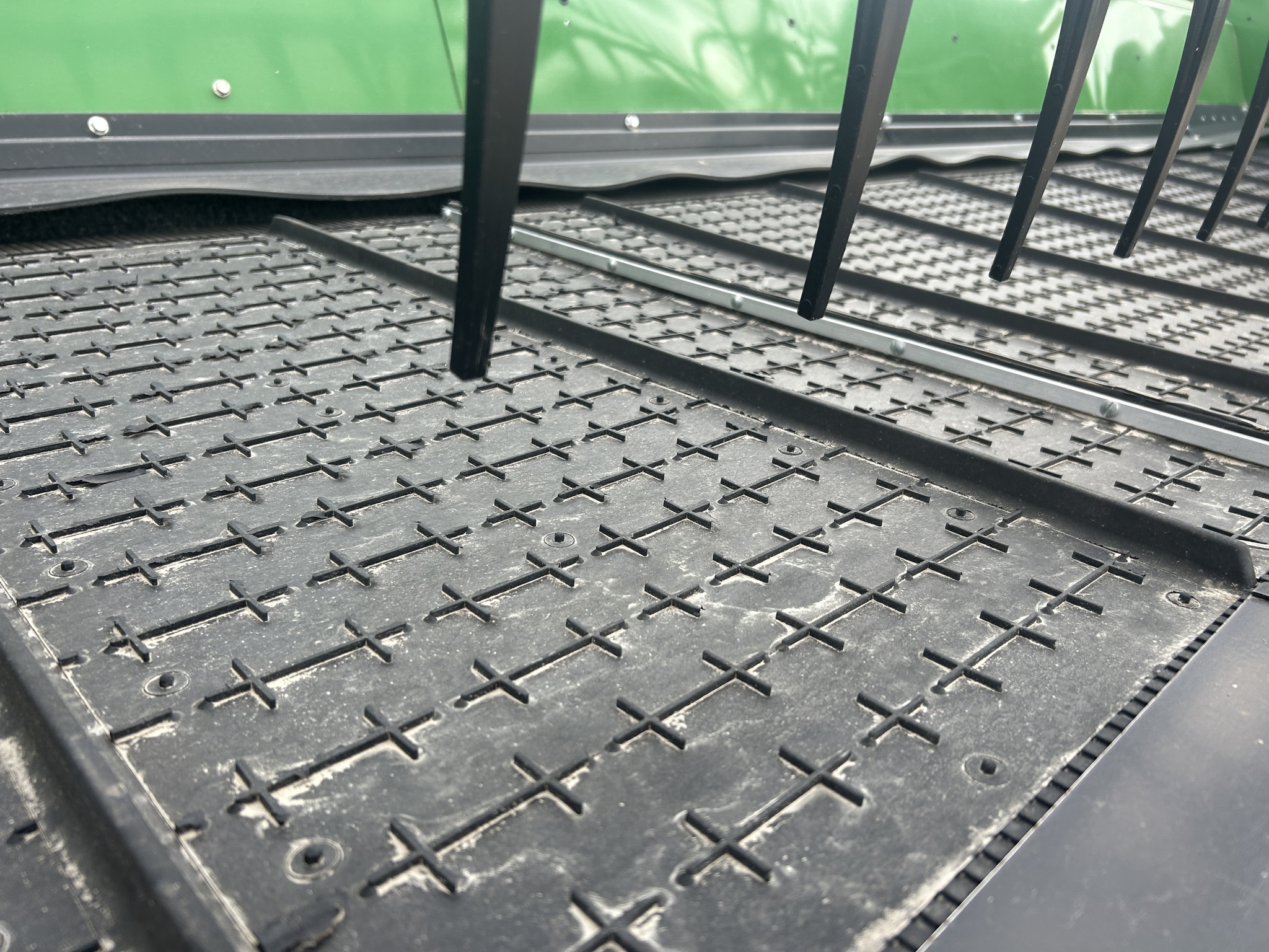 2024 John Deere HD35F Platform