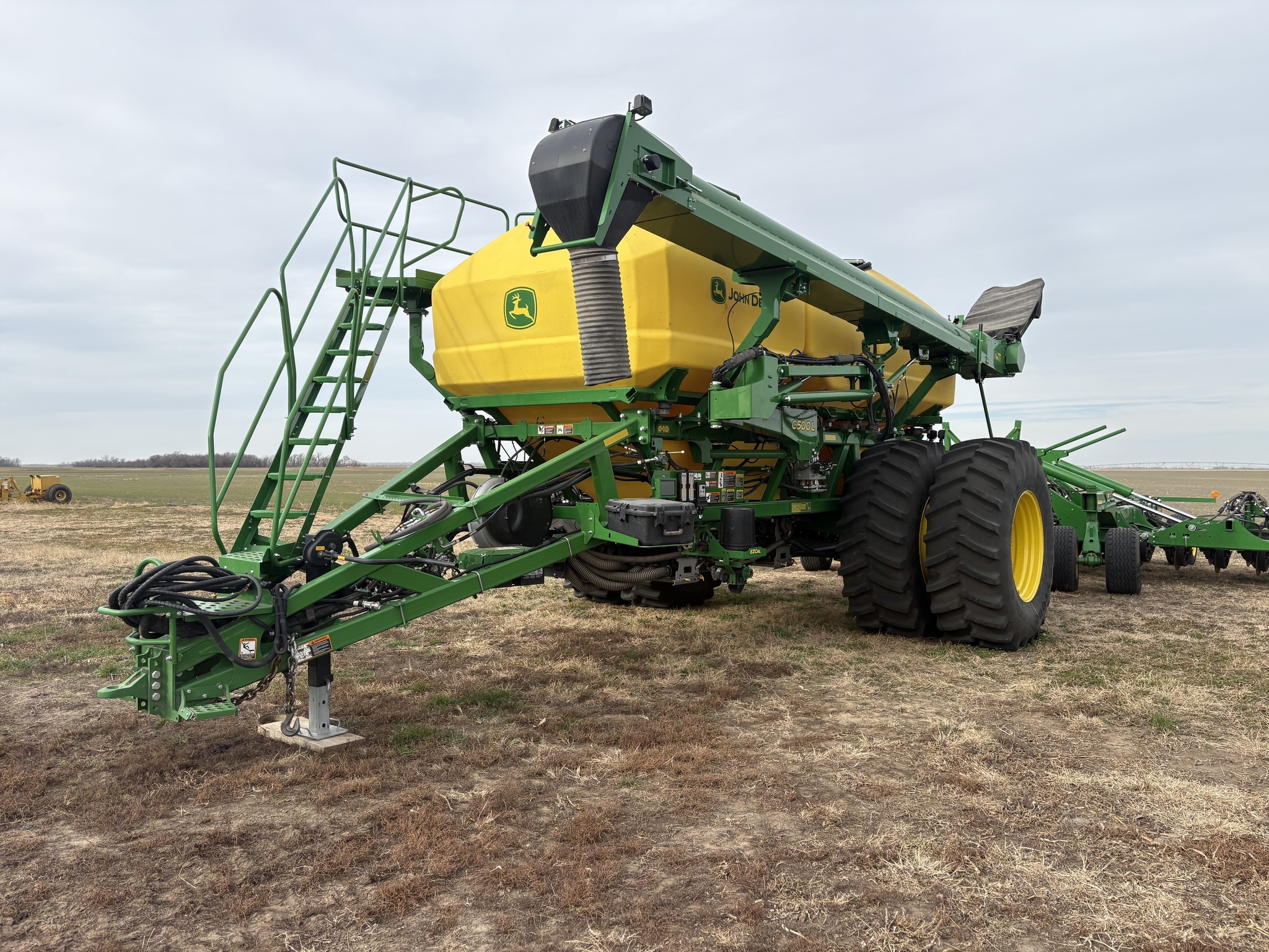 2025 John Deere N560 Air Seeder