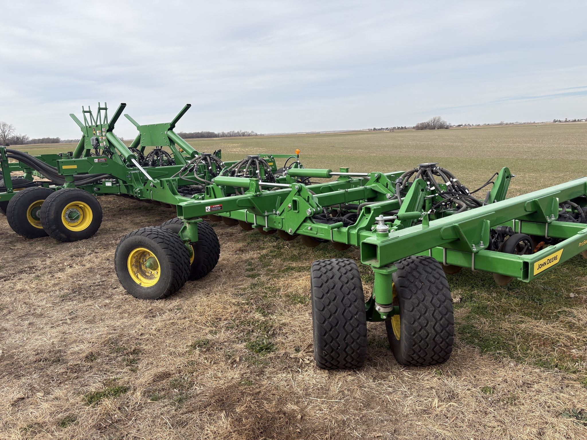 2025 John Deere N560 Air Seeder