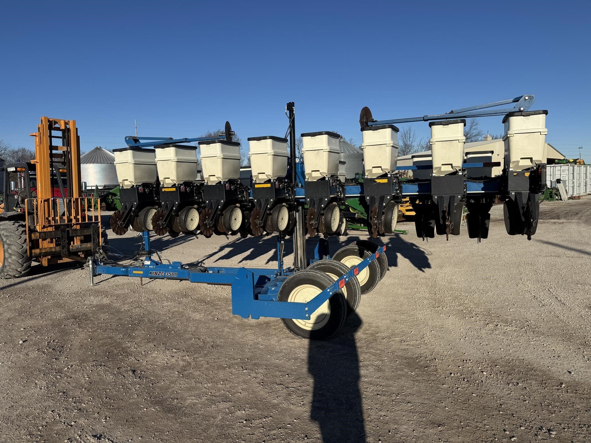 2013 Kinze 3500 Planter