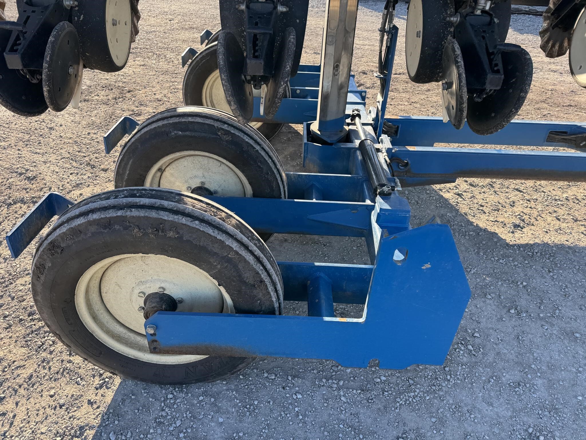 2013 Kinze 3500 Planter
