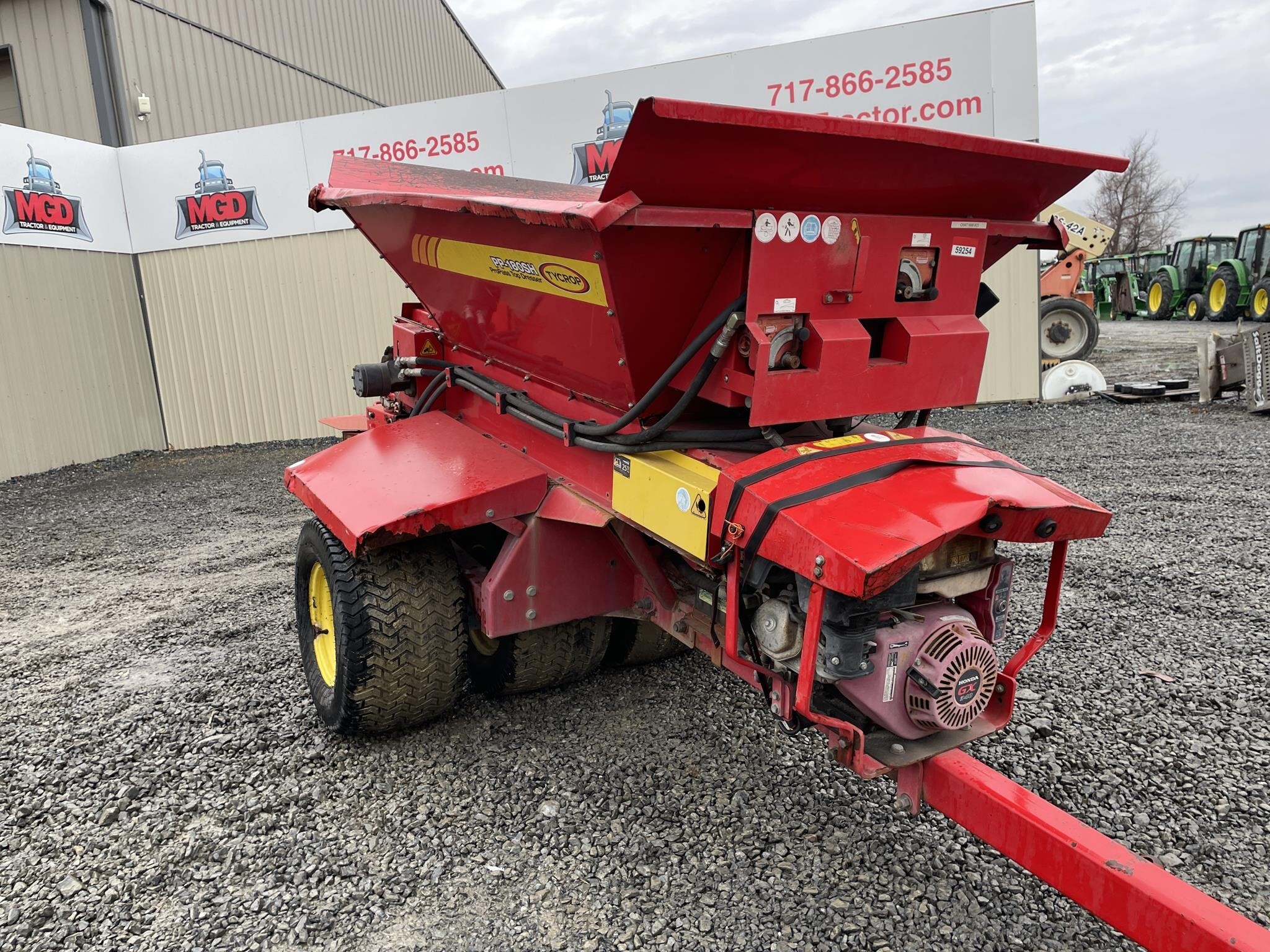 Tycrop ProPass 180 Pull-Type Fertilizer Spreader - $4,400 | Machinery Pete