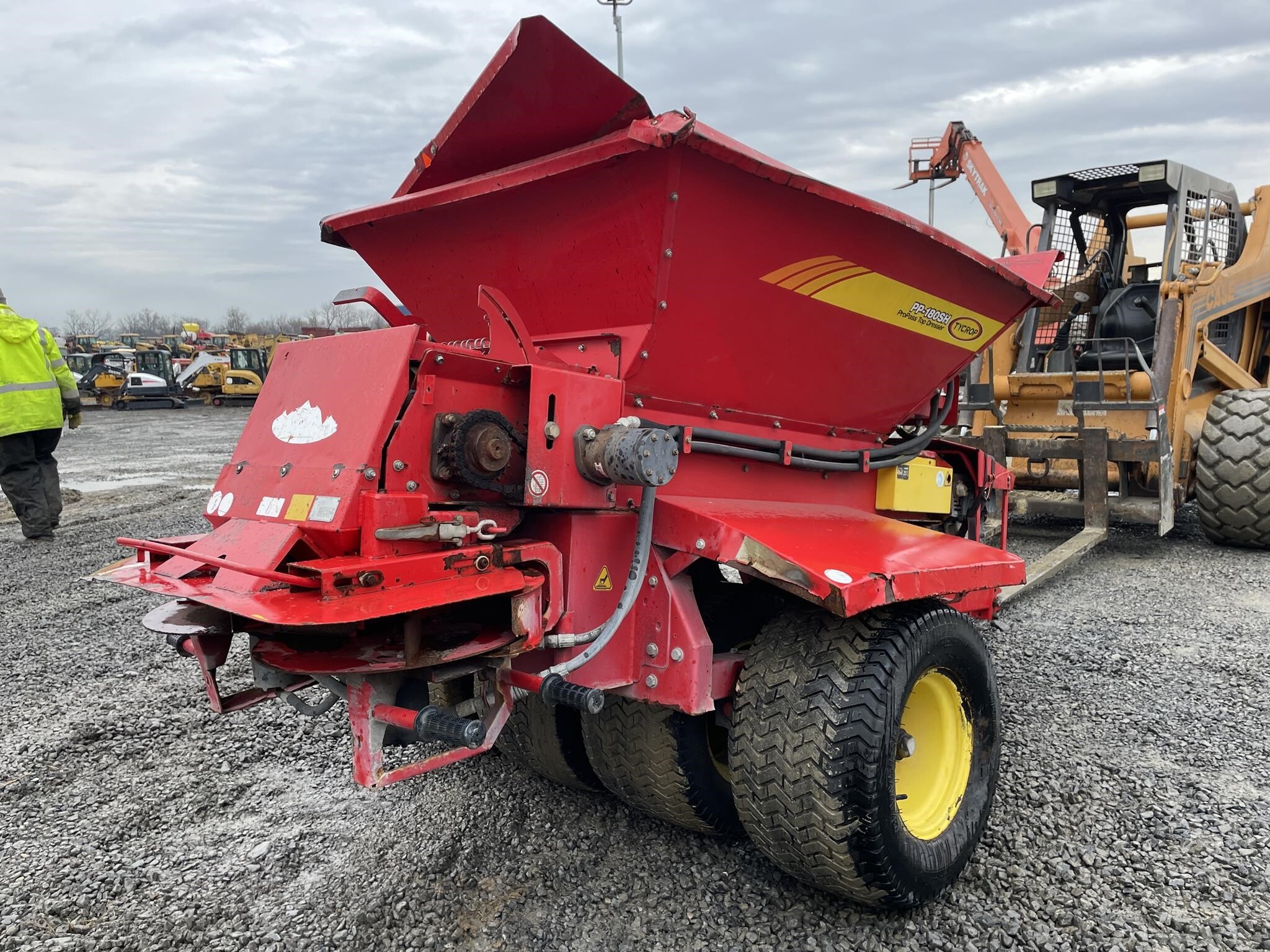 Tycrop ProPass 180 Pull-Type Fertilizer Spreader - $4,400 | Machinery Pete