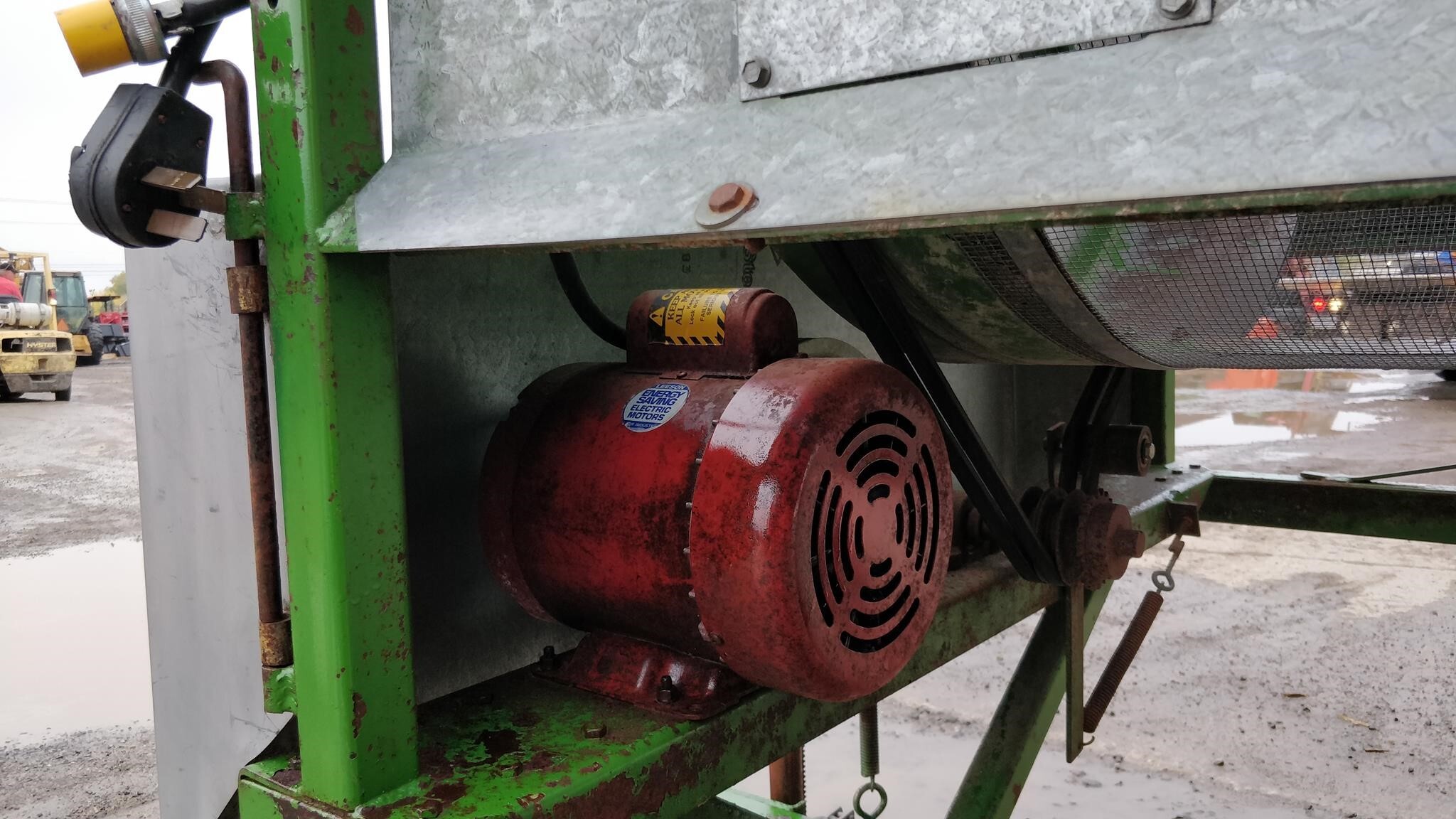 Sukup 48 Grain Cleaner