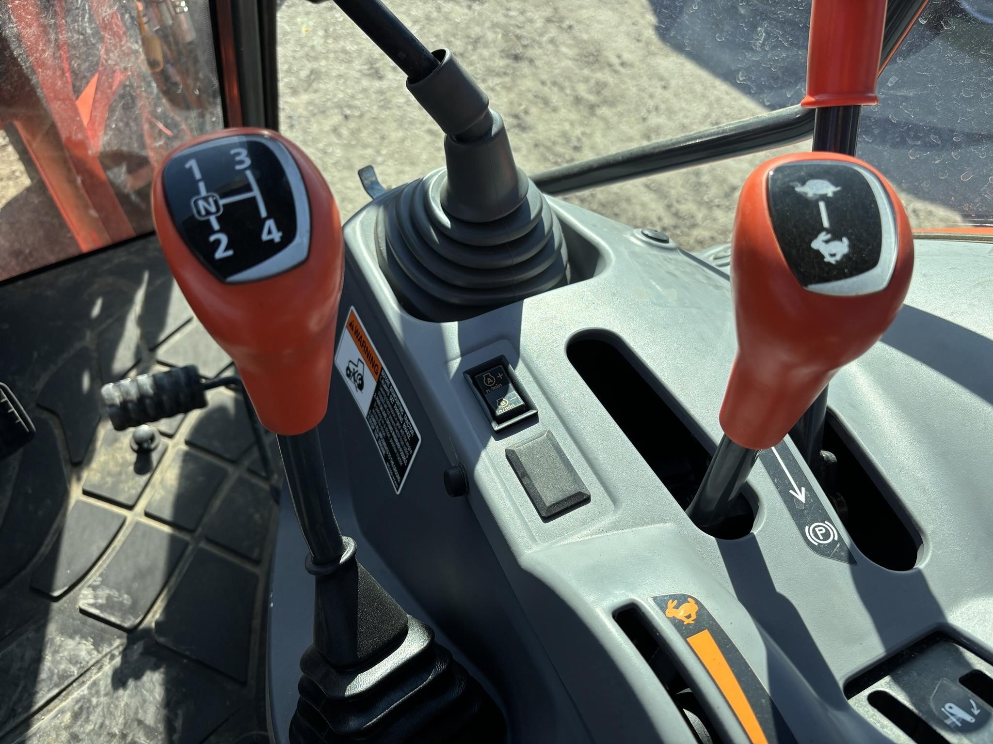 2019 Kubota M5-091D Tractor