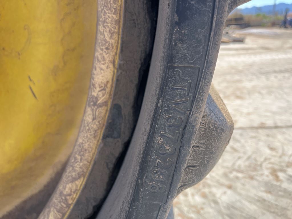 2021 John Deere 9570RT Tractor