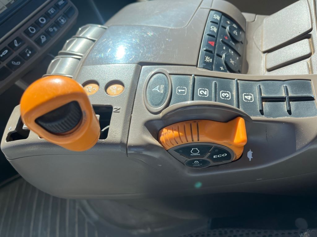 2021 John Deere 9570RT Tractor