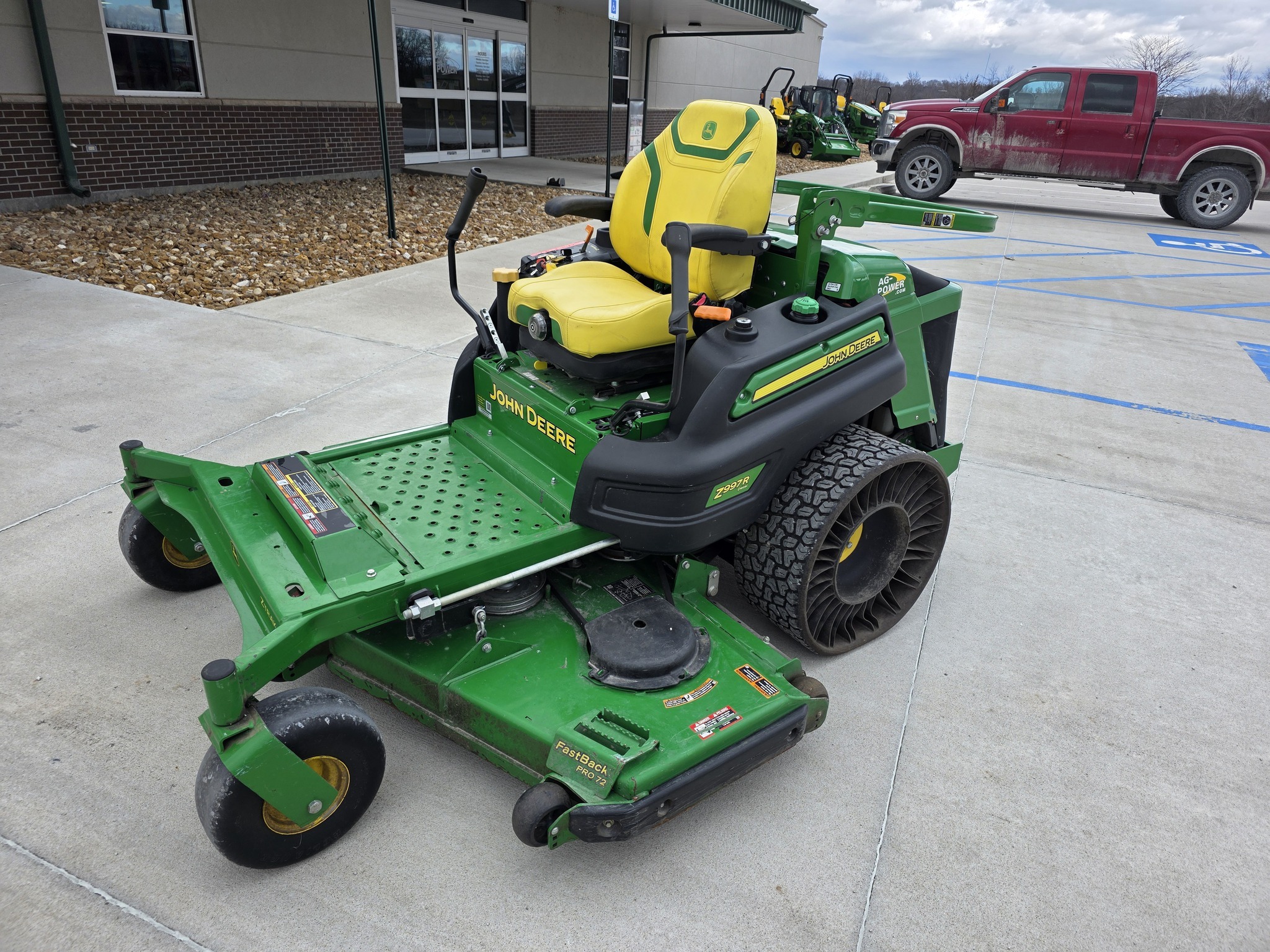 2022 John Deere Z997R Lawn Mower