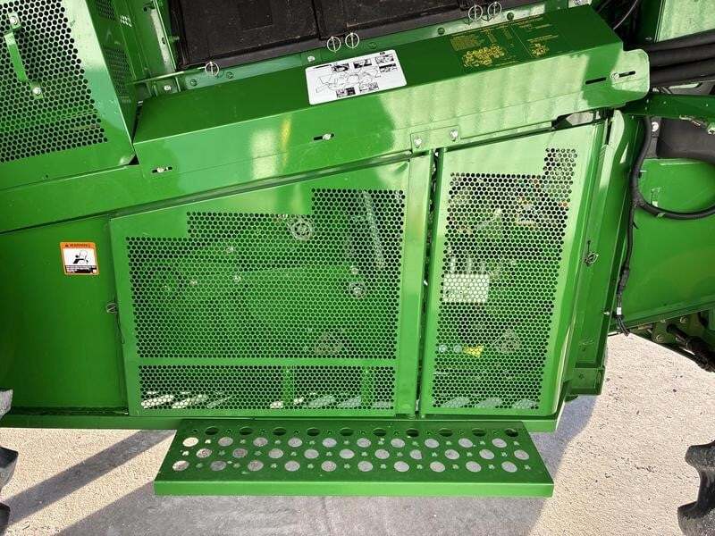 2018 John Deere S770 Combine