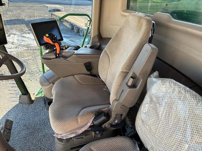 2018 John Deere S770 Combine