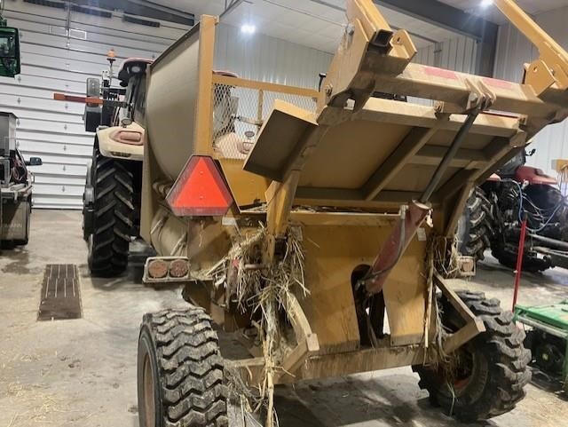 2021 Haybuster 2660 Bale Processor