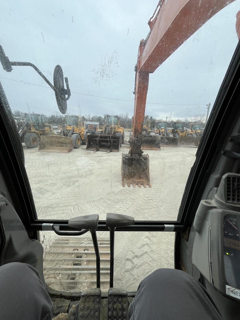 2005 Hitachi ZX270 LC Excavator