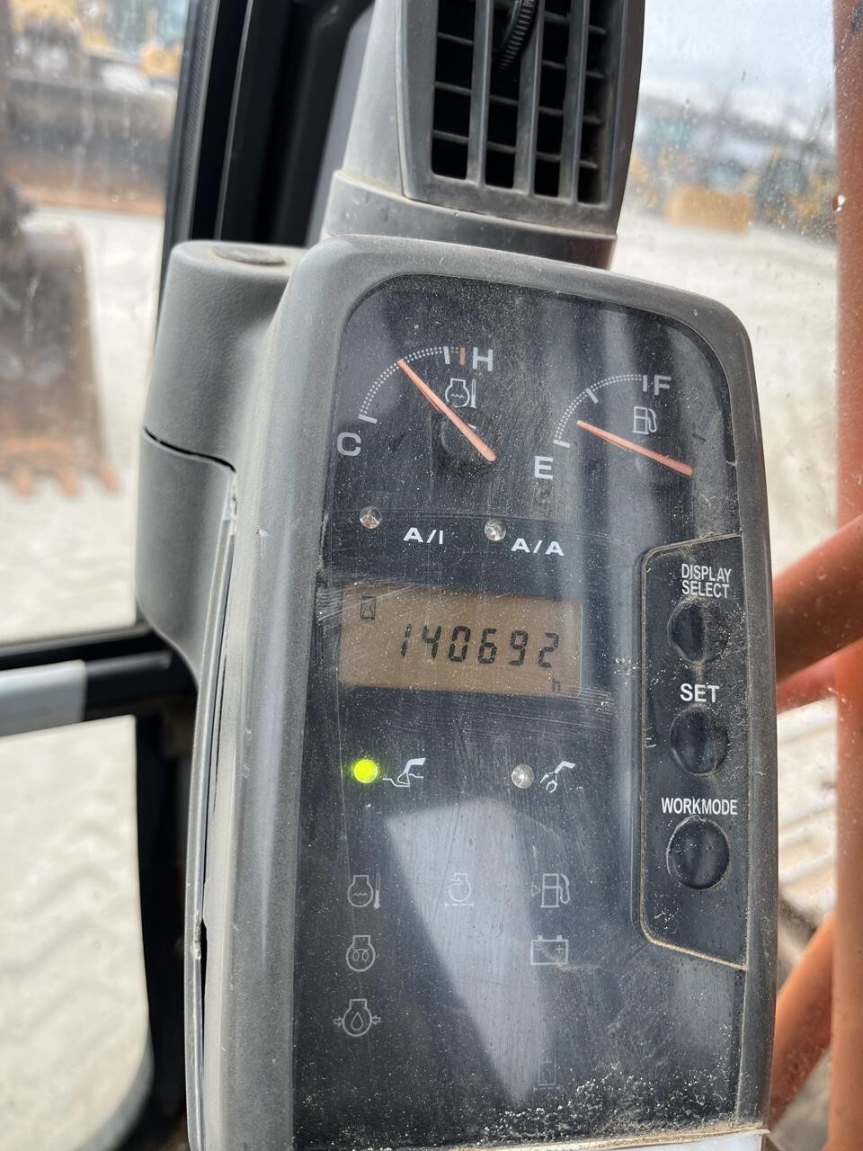 2005 Hitachi ZX270 LC Excavator