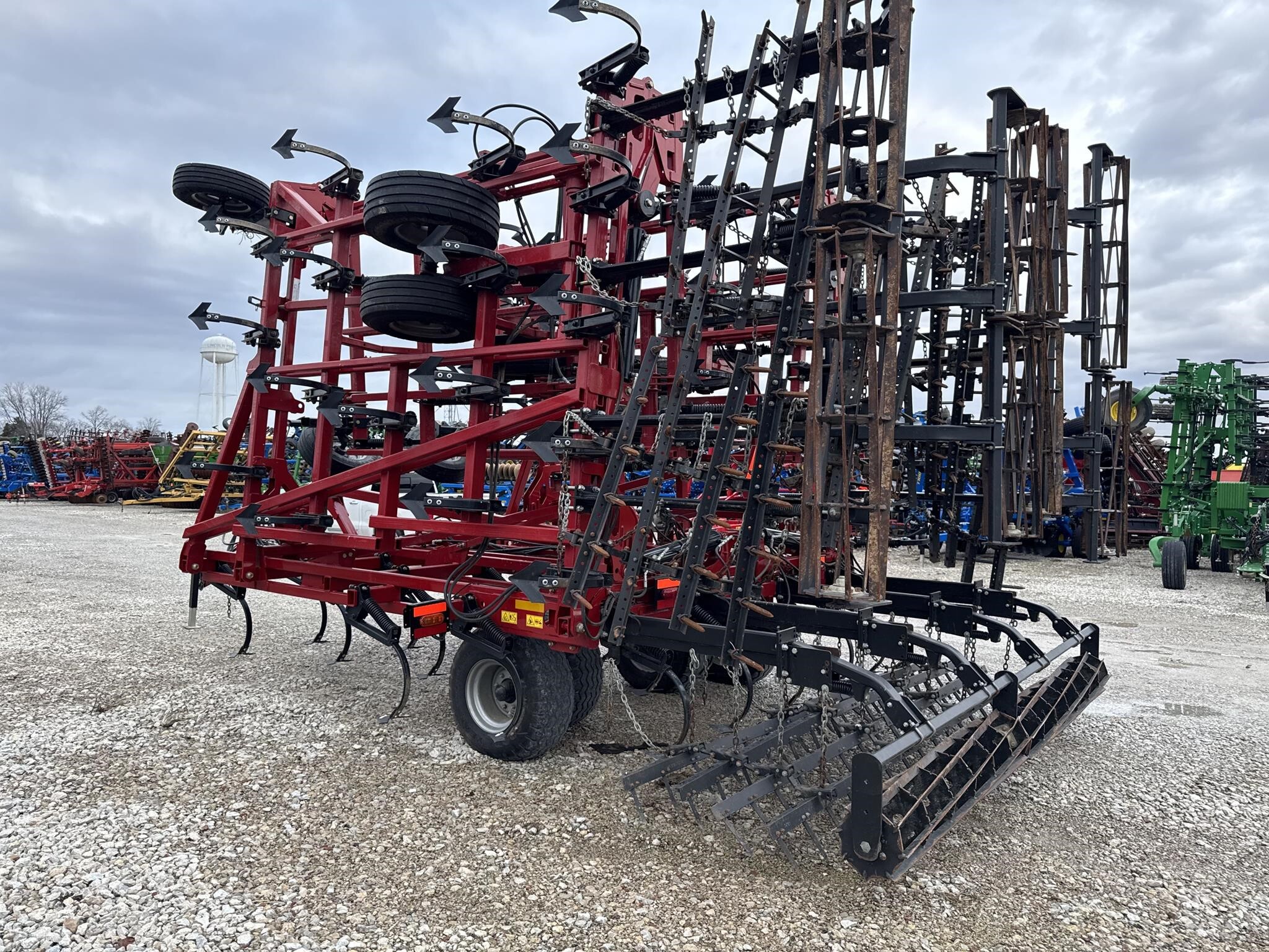 2021 Case IH Tiger-Mate 255 Field Cultivator