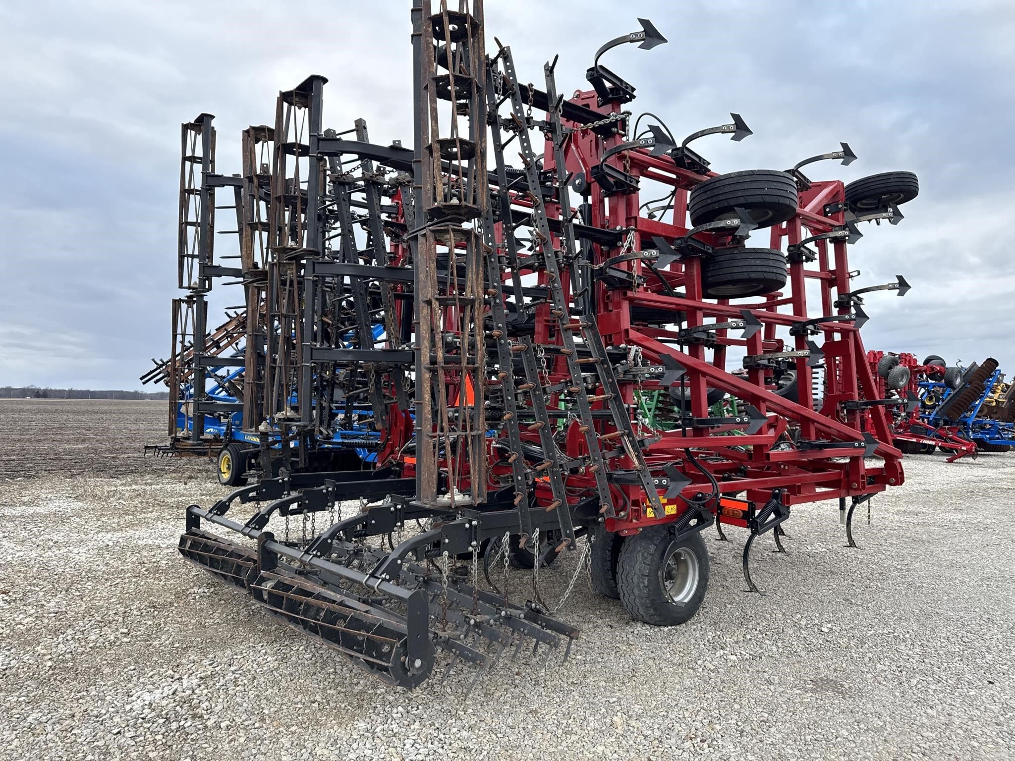 2021 Case IH Tiger-Mate 255 Field Cultivator