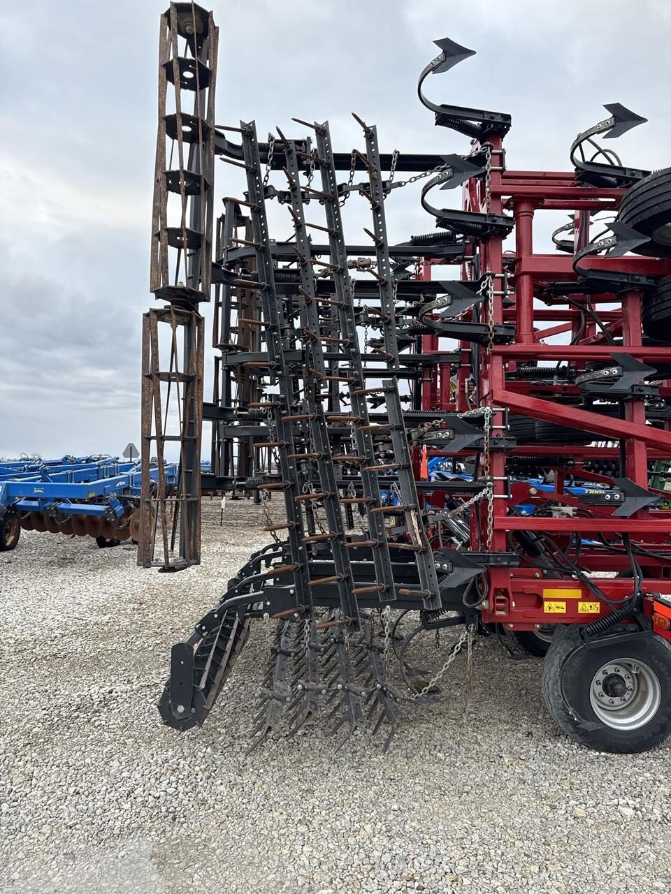 2021 Case IH Tiger-Mate 255 Field Cultivator