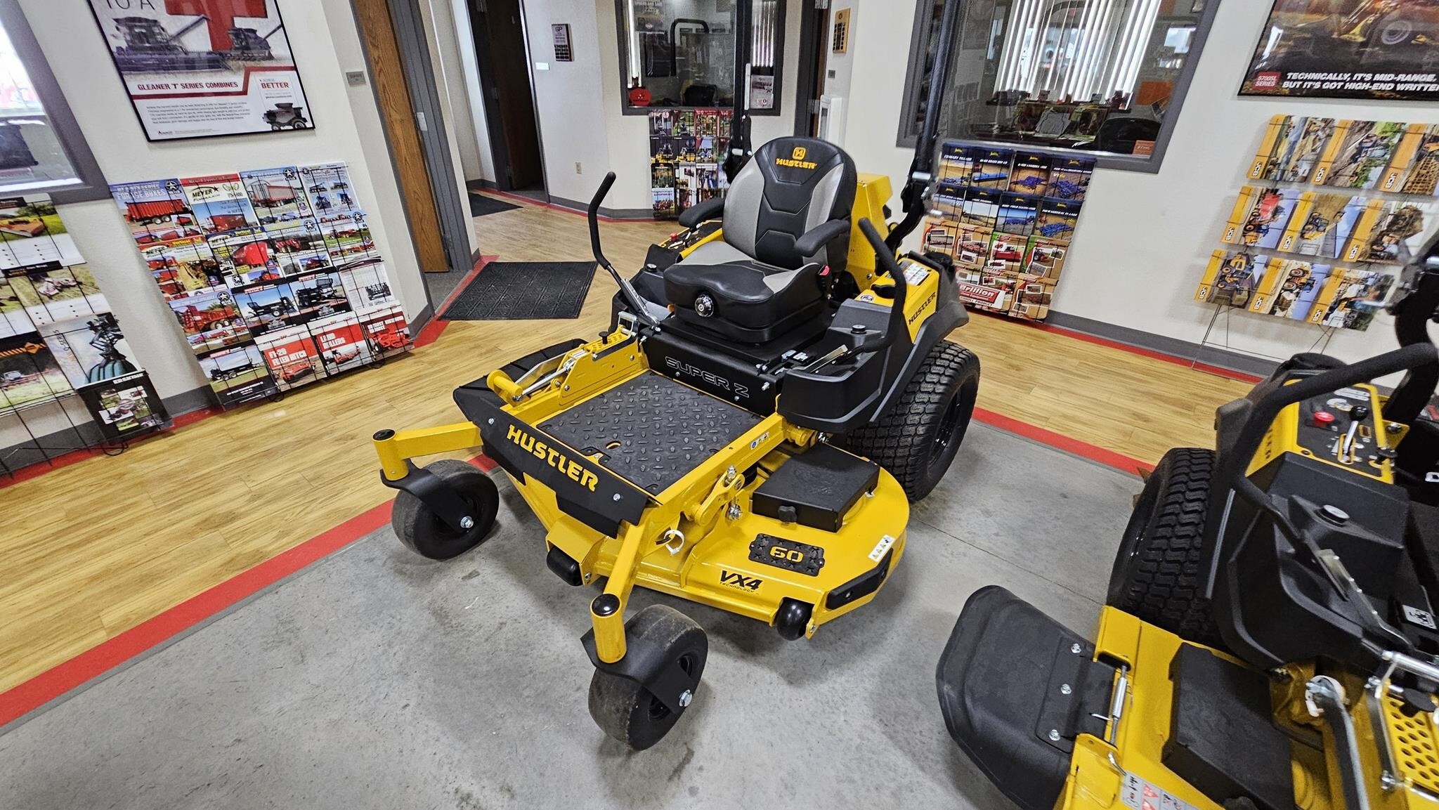  Hustler Super Z 60 Lawn Mower