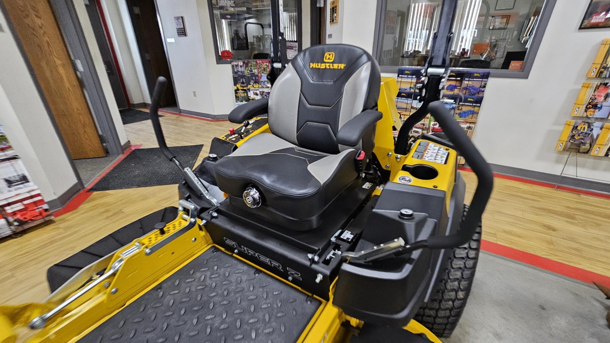 Hustler Super Z 60 Lawn Mower