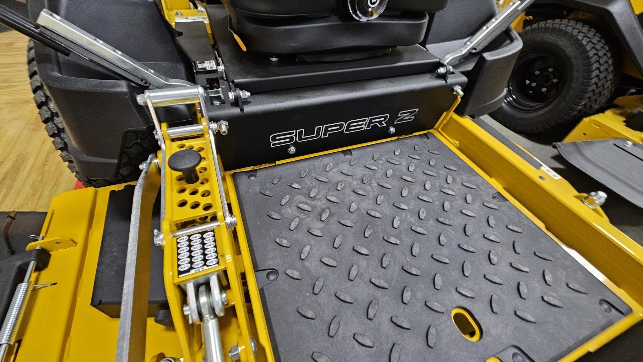 Hustler Super Z 60 Lawn Mower