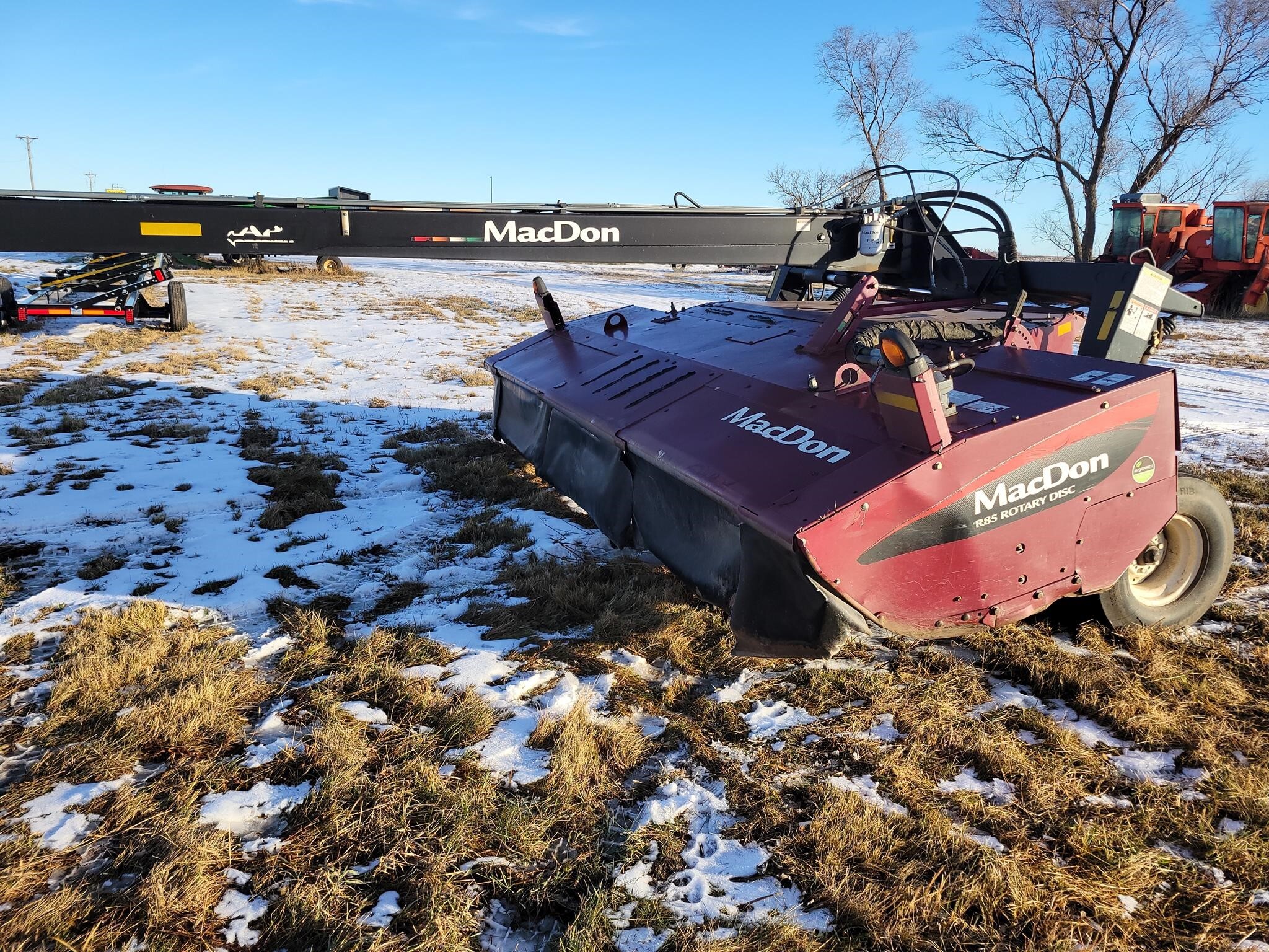 2012 MacDon R85 Mower Conditioner