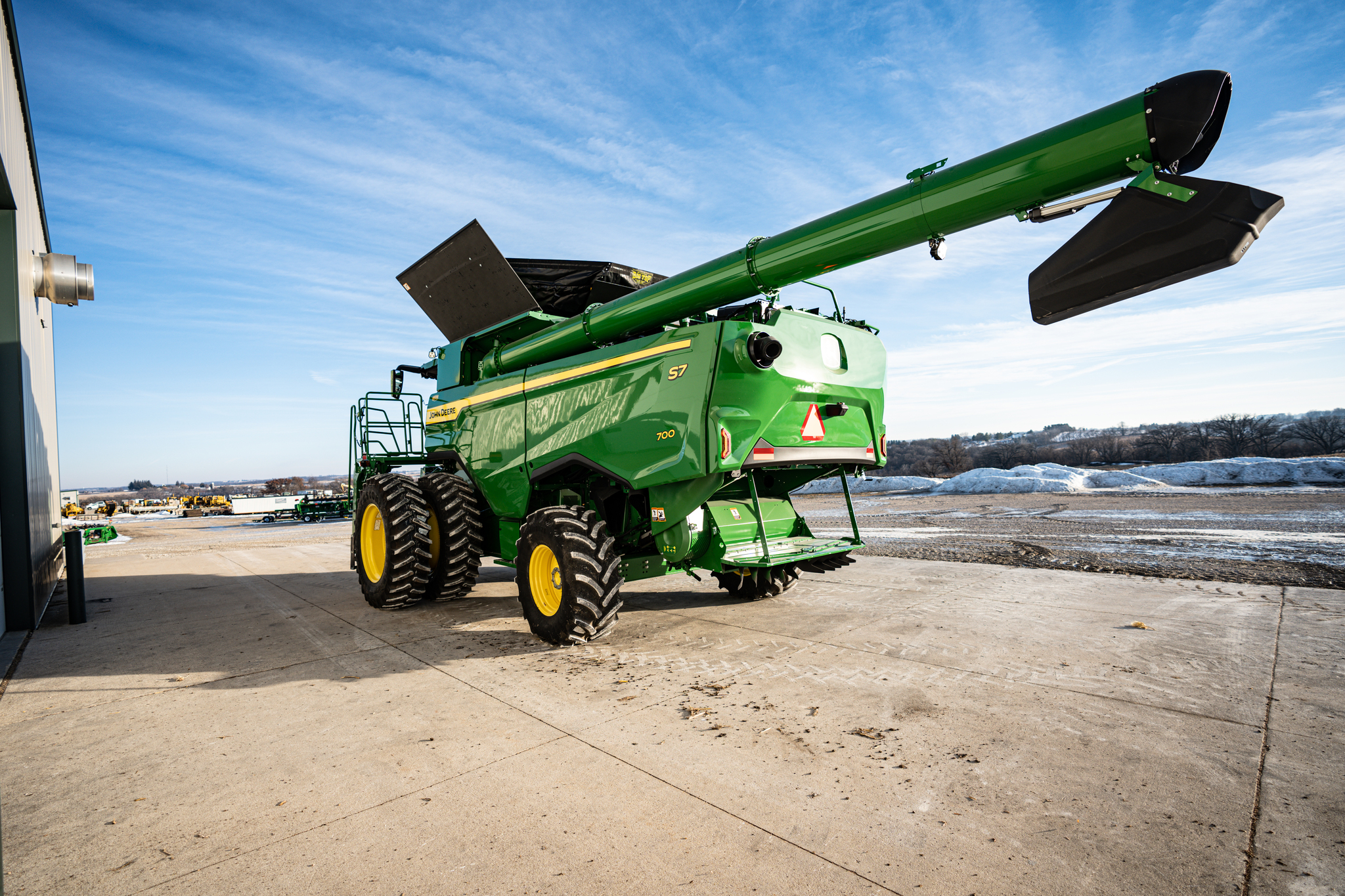 2025 John Deere S7 700 Combine