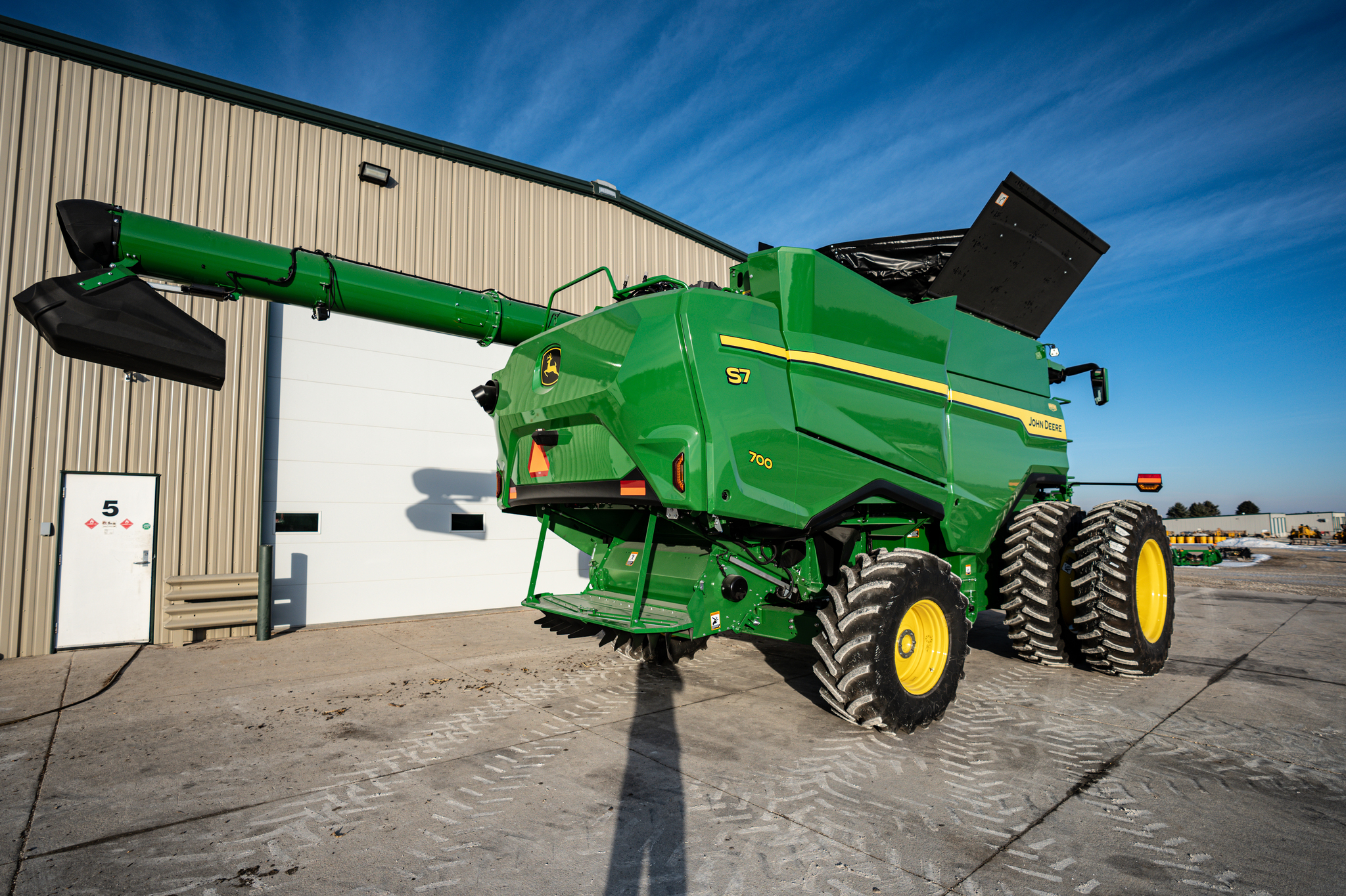 2025 John Deere S7 700 Combine
