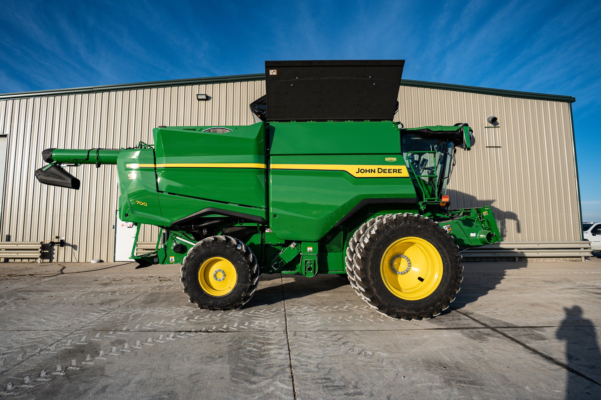 2025 John Deere S7 700 Combine
