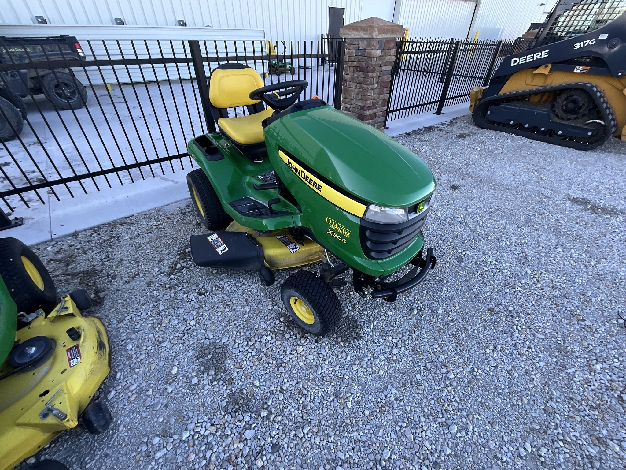 2013 John Deere X304 Lawn Mower