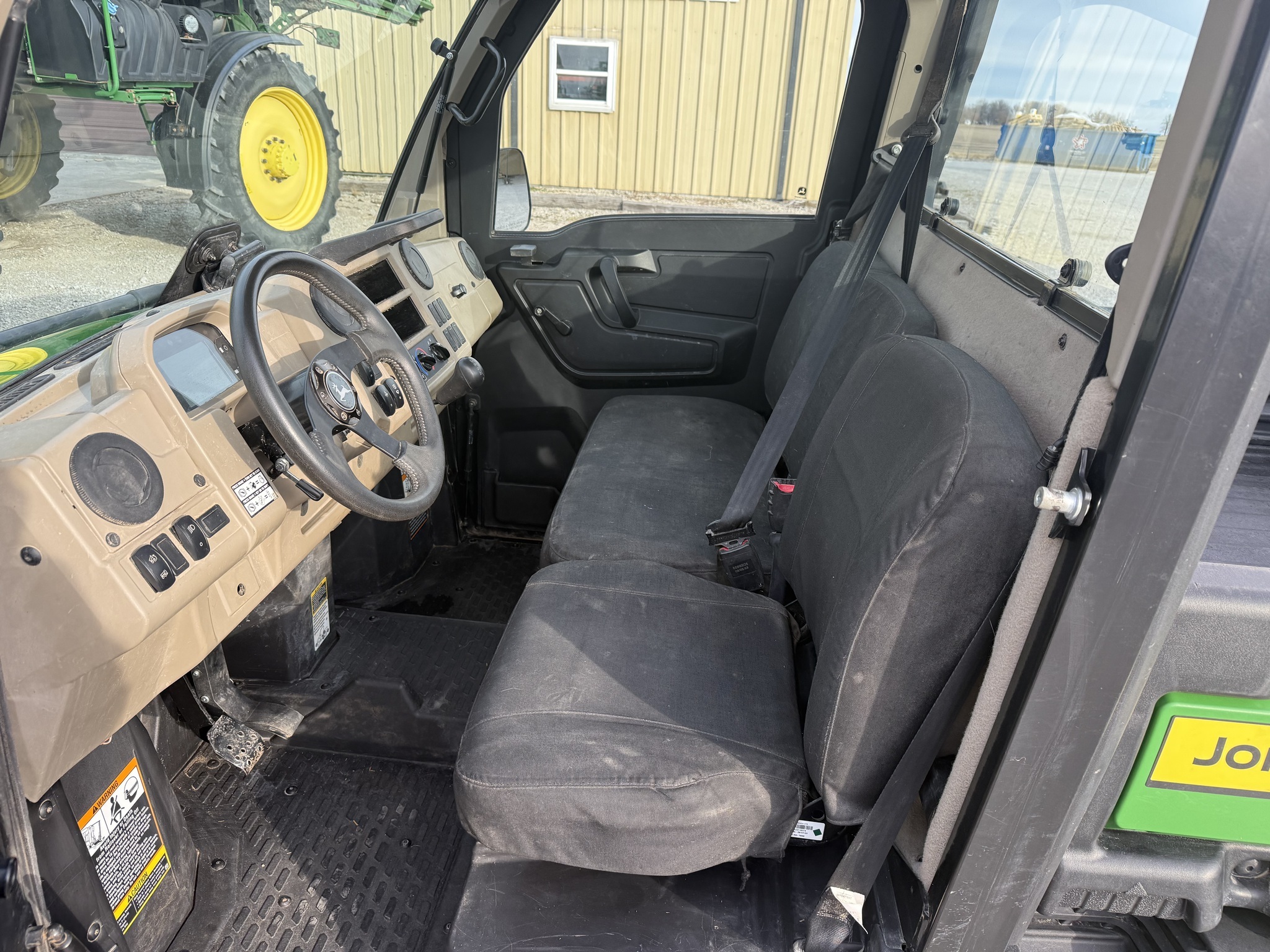 2024 John Deere XUV835R ATVs and Utility Vehicle
