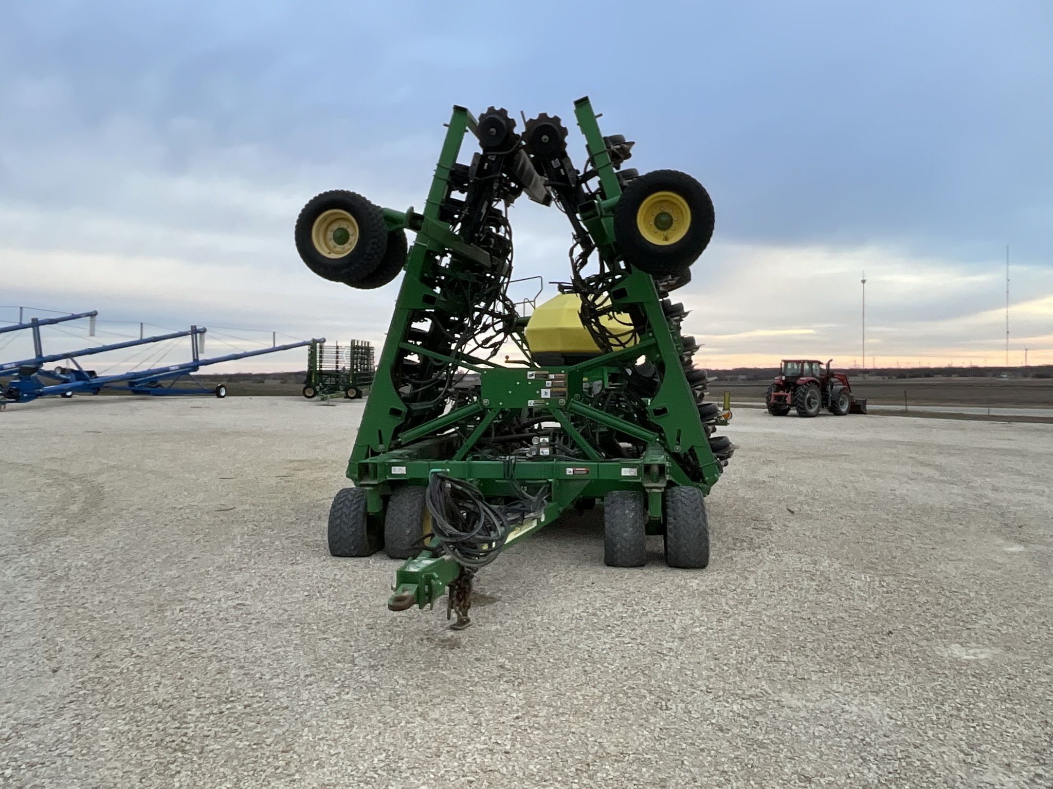 2014 John Deere 1890 Air Seeder