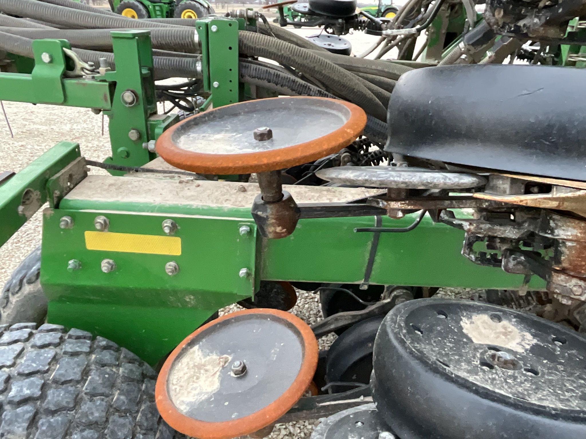 2014 John Deere 1890 Air Seeder