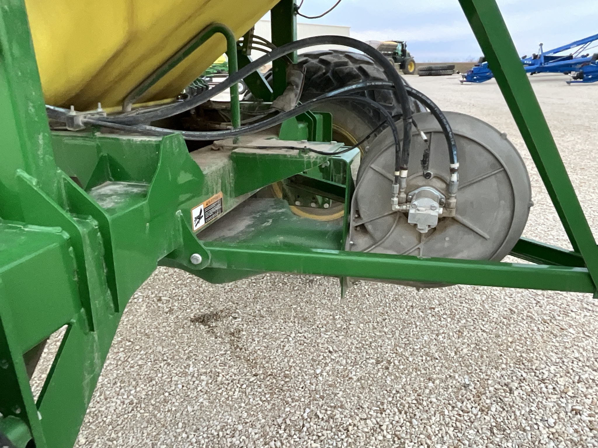 2014 John Deere 1890 Air Seeder