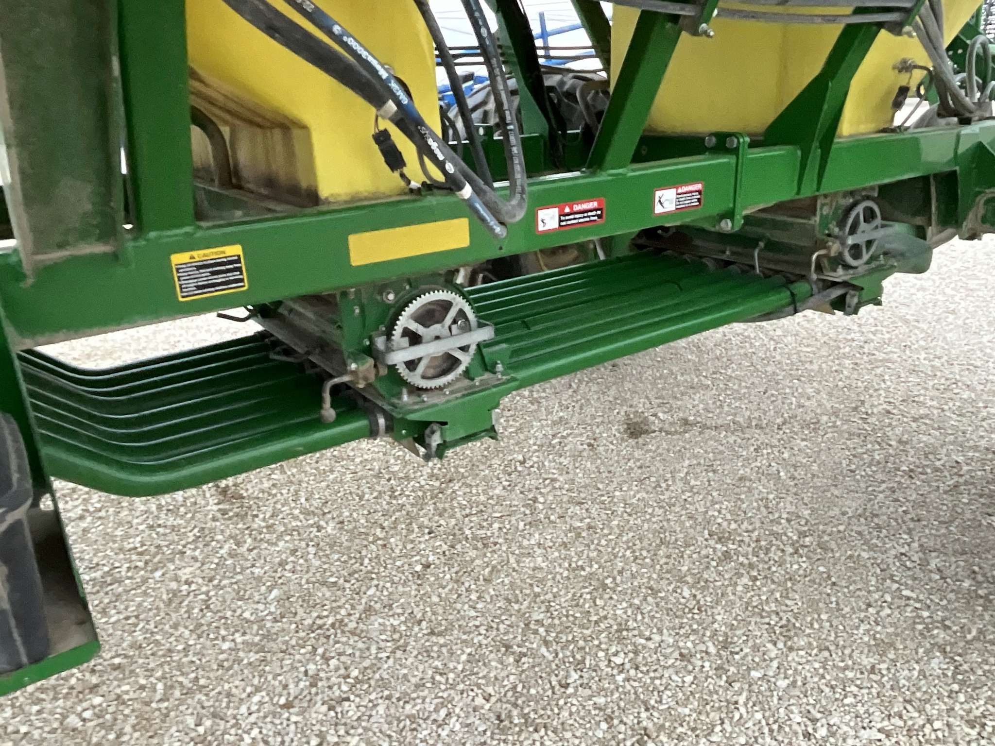 2014 John Deere 1890 Air Seeder
