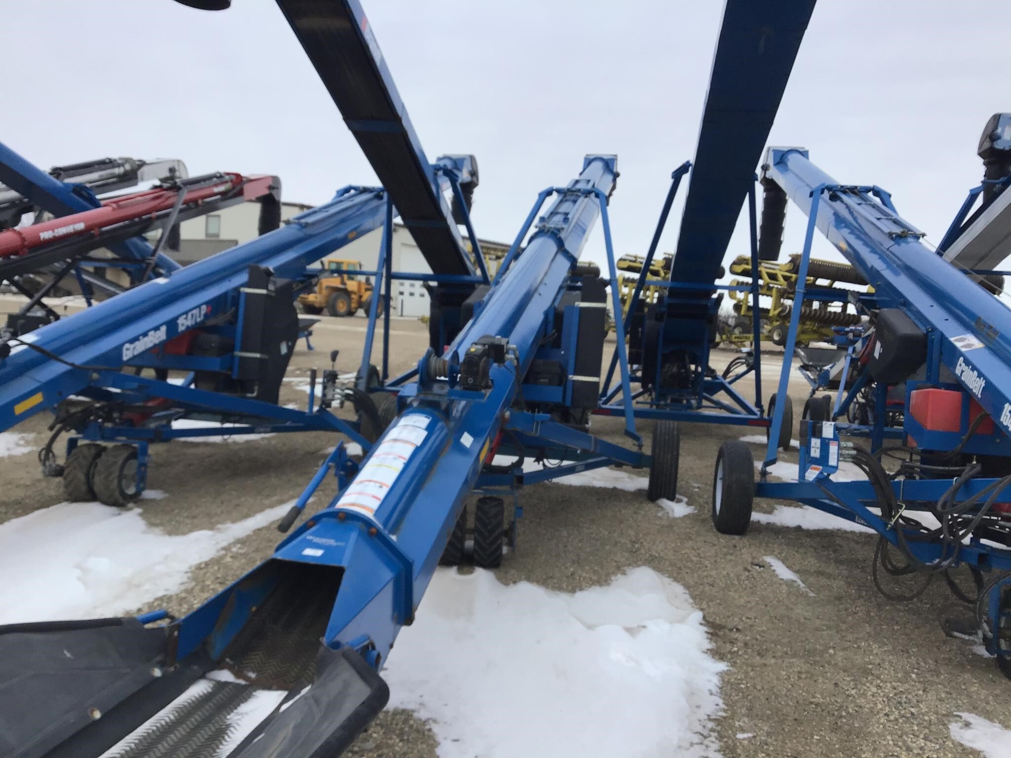  Brandt 1547LP+ Augers and Conveyor