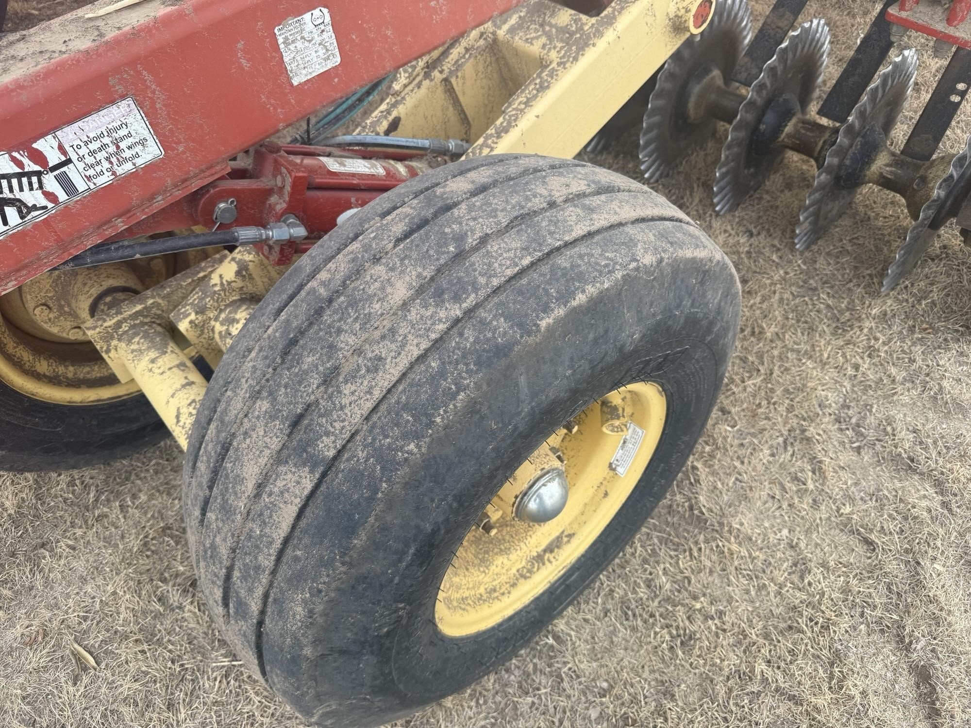 2011 Krause Excelerator 8000 Vertical Tillage