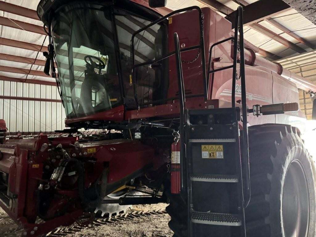 2023 Case IH 7250 Combine